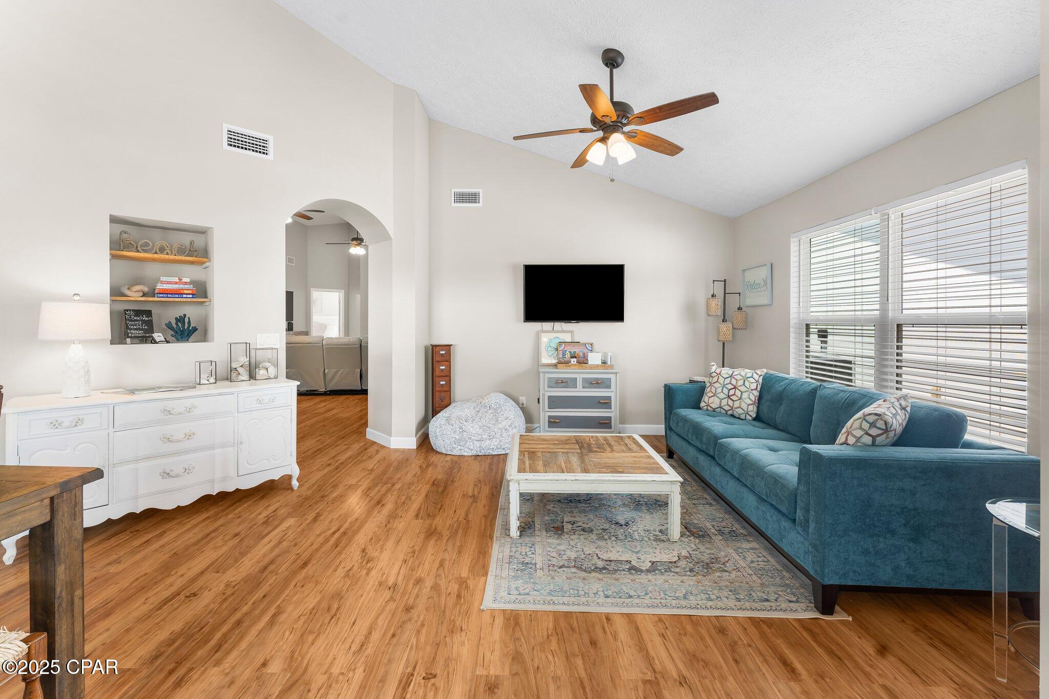 Image 6 For 21408 Palm Avenue