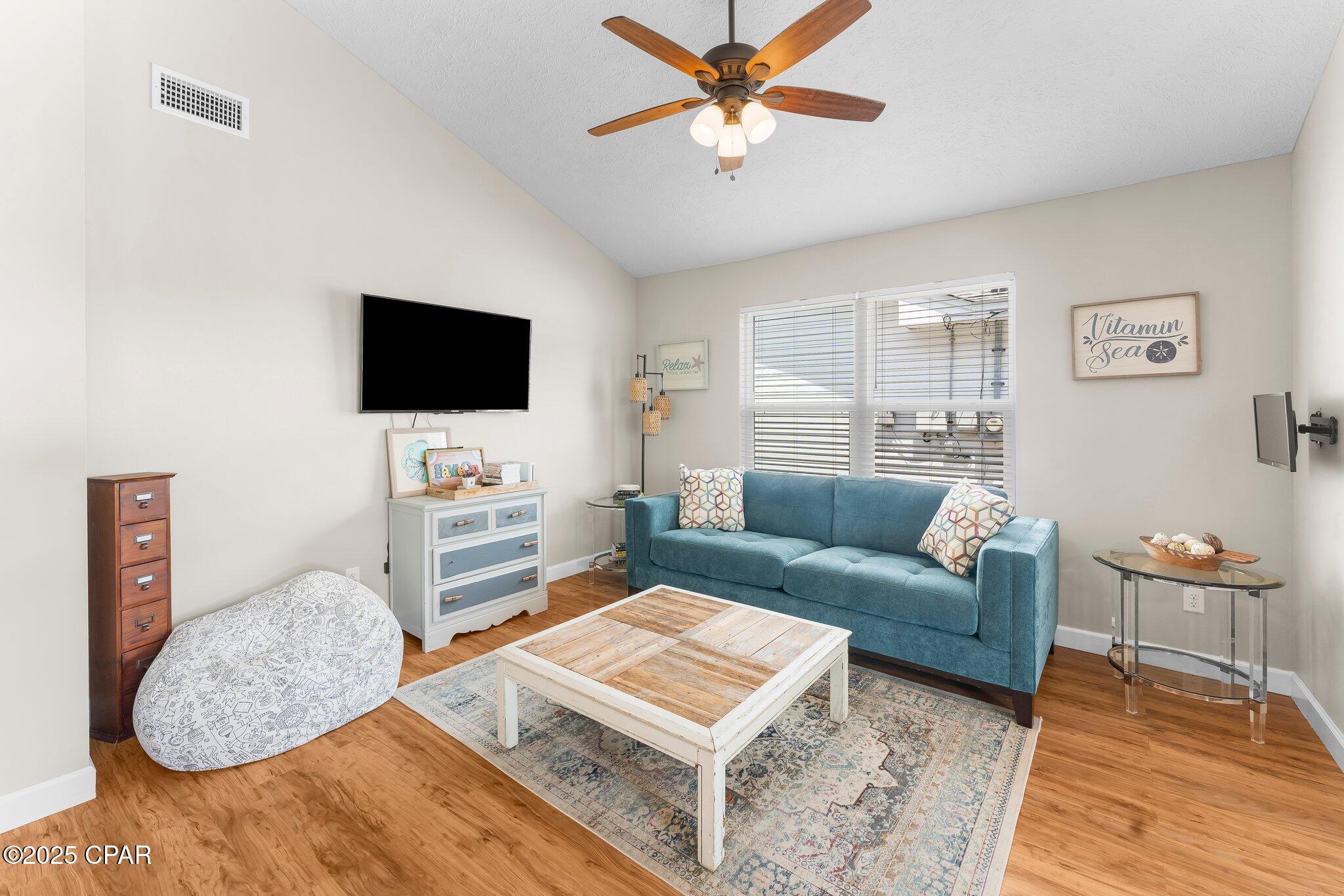 Image 7 For 21408 Palm Avenue