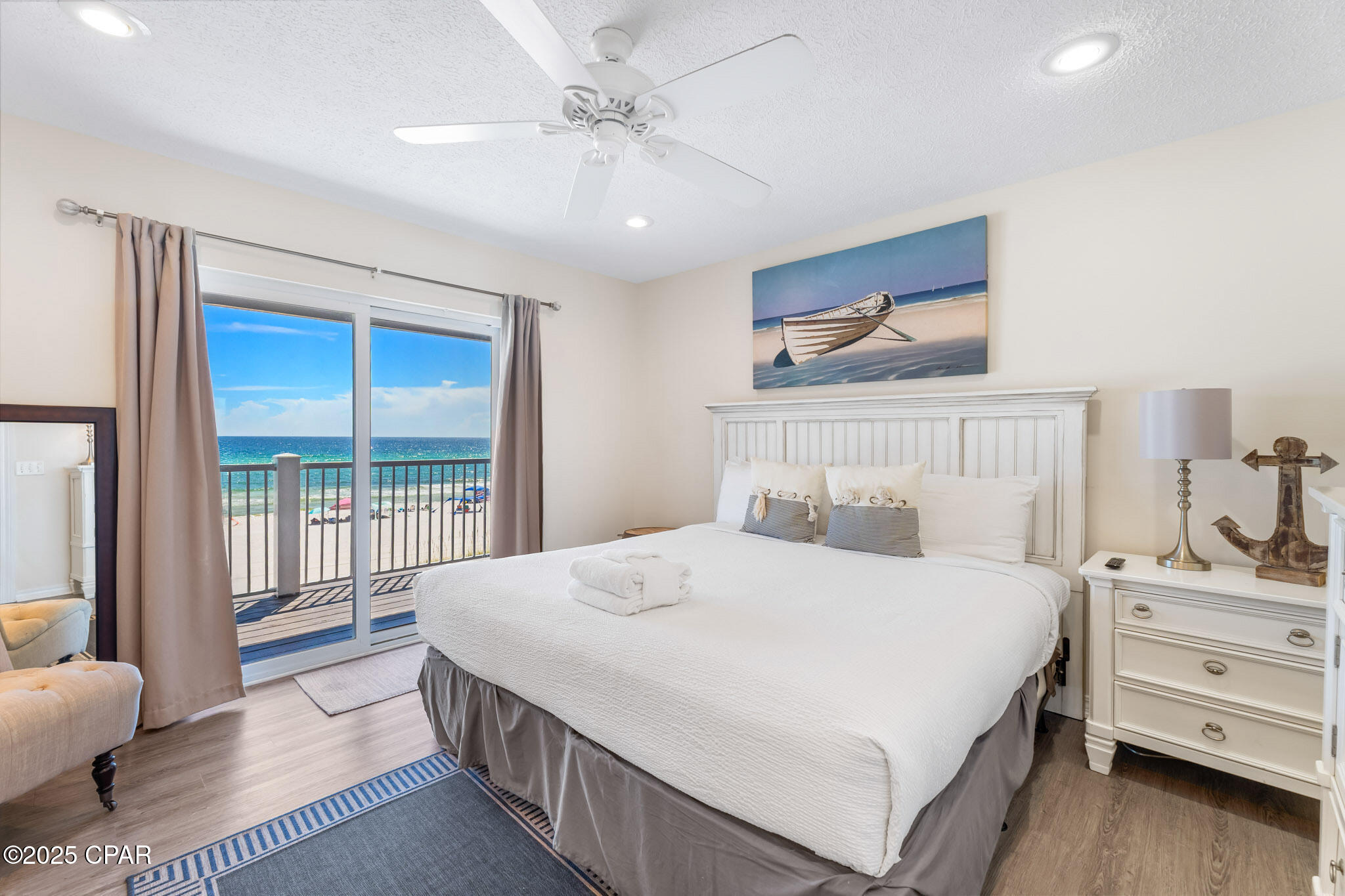 Image 19 For 17657 Front Beach Road B