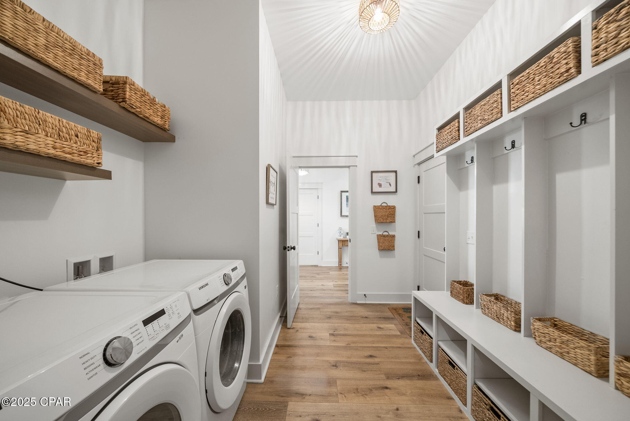 Image 37 For 320 Cicero Street