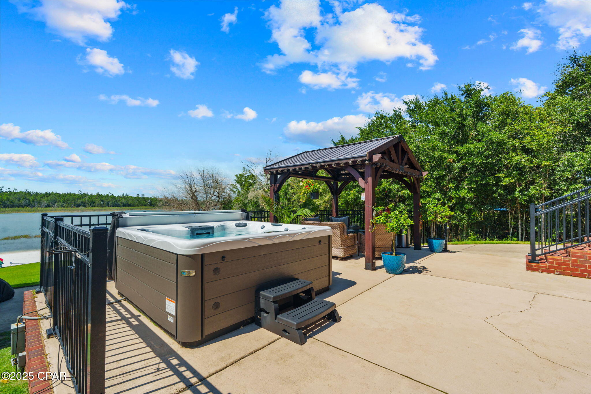 Image 2 For 111 Lake Merial Boulevard