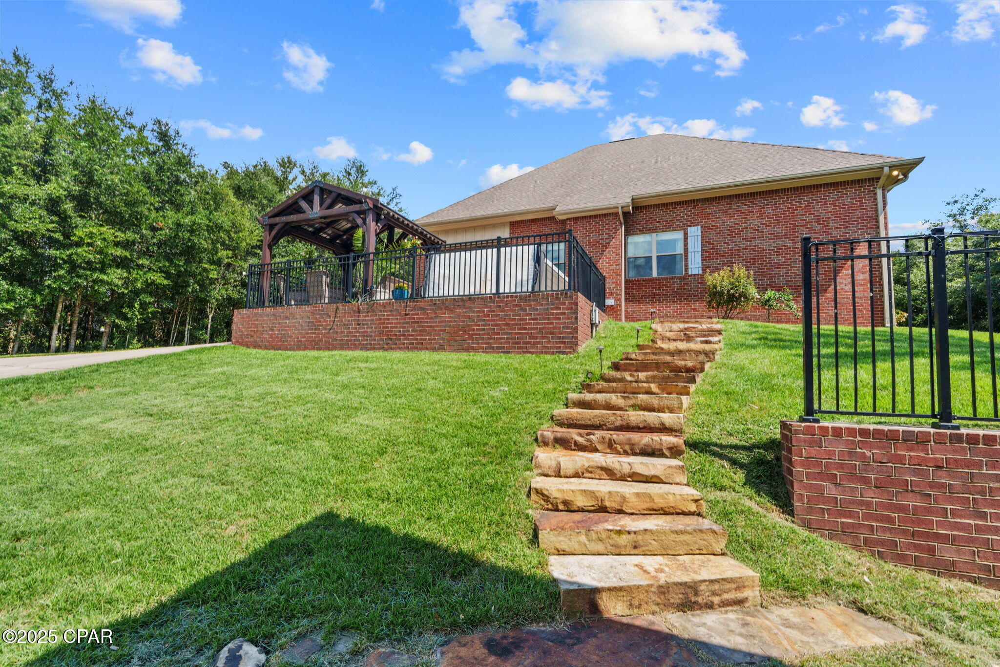 Image 47 For 111 Lake Merial Boulevard