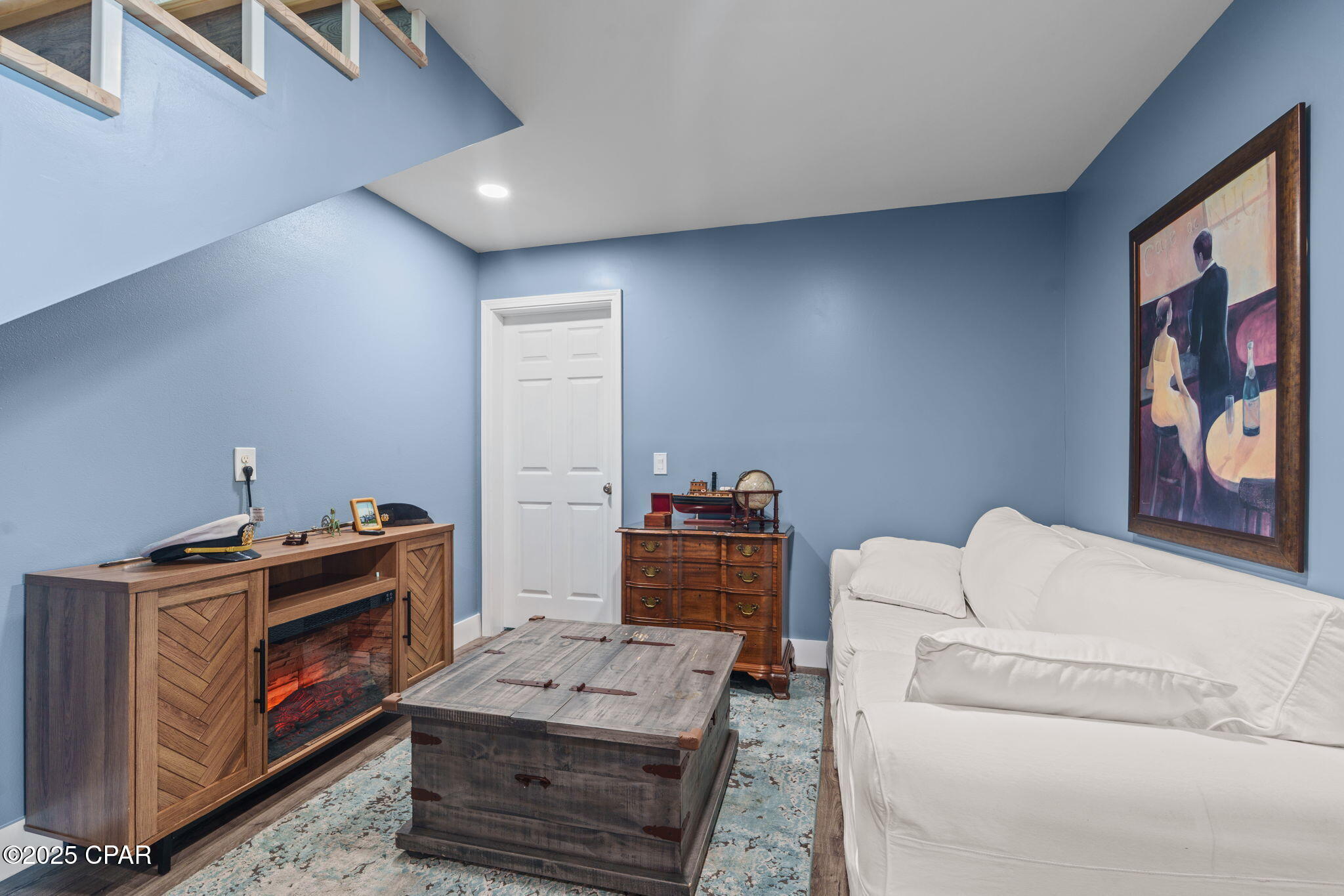 Listing photo id 51 for 111 Lake Merial Boulevard