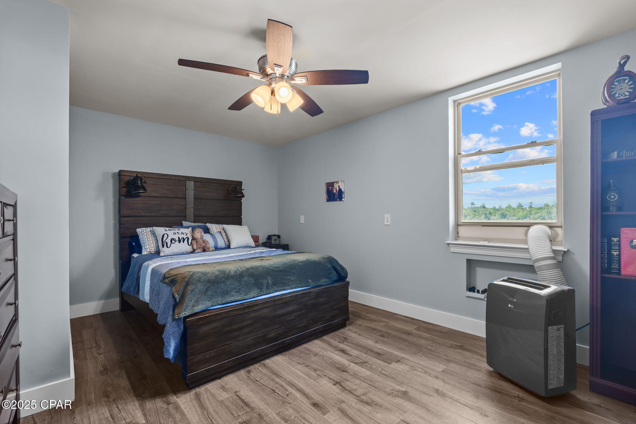 Listing photo id 53 for 111 Lake Merial Boulevard