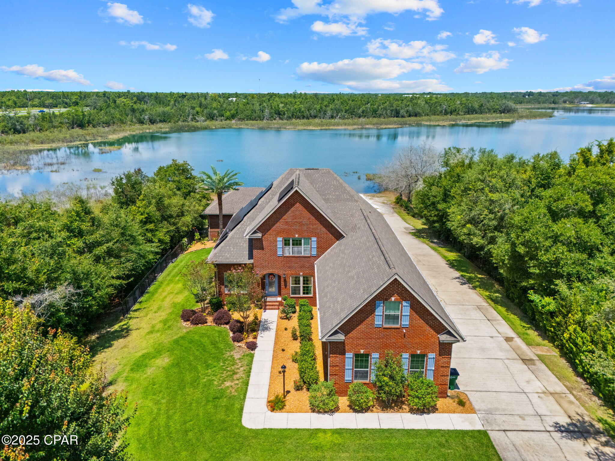 Image 76 For 111 Lake Merial Boulevard