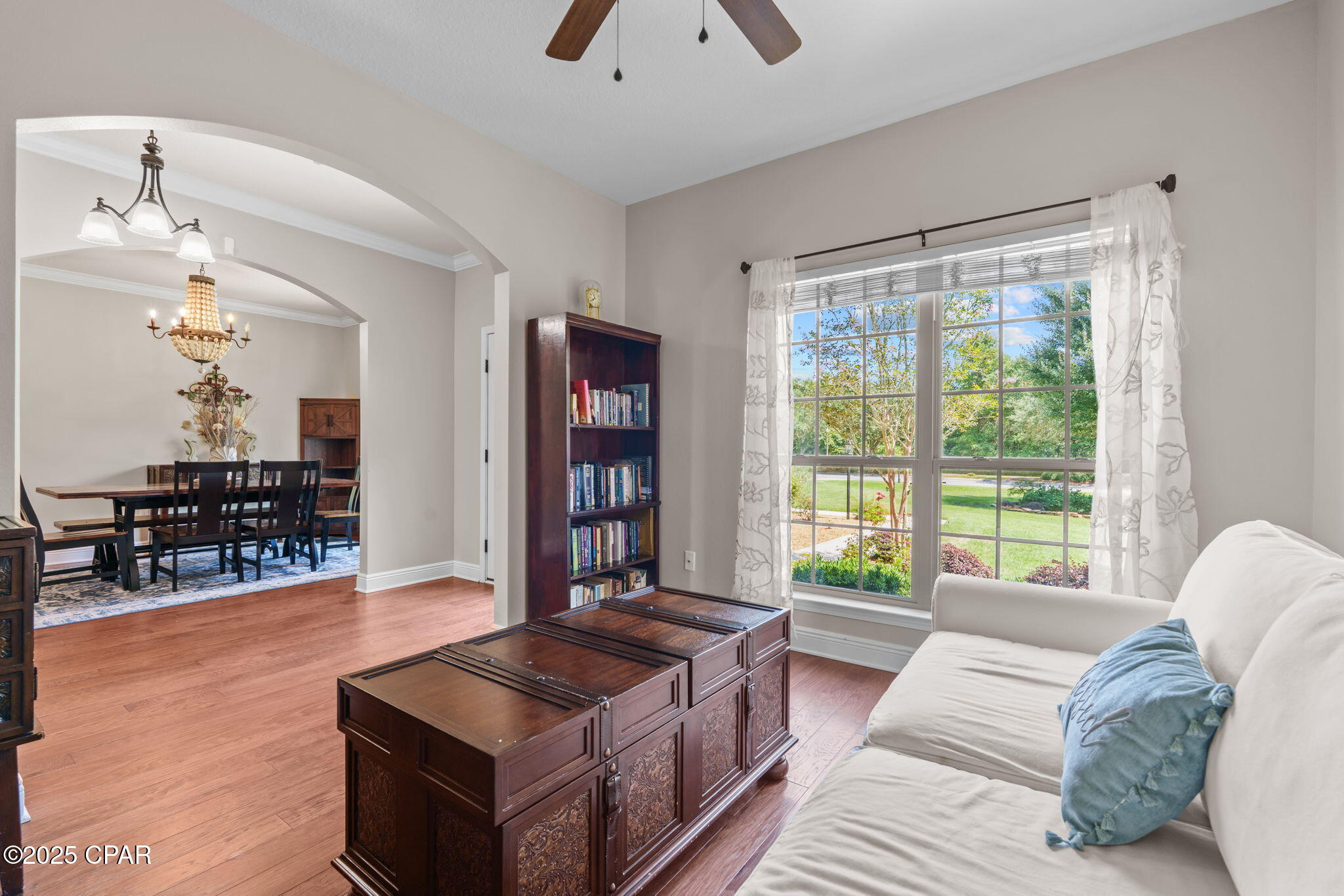 Listing photo id 9 for 111 Lake Merial Boulevard