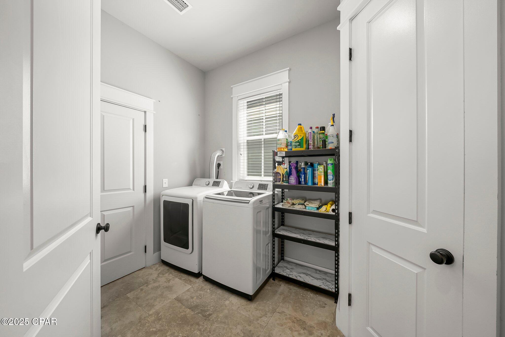 Image 14 For 403 Liverpool Avenue