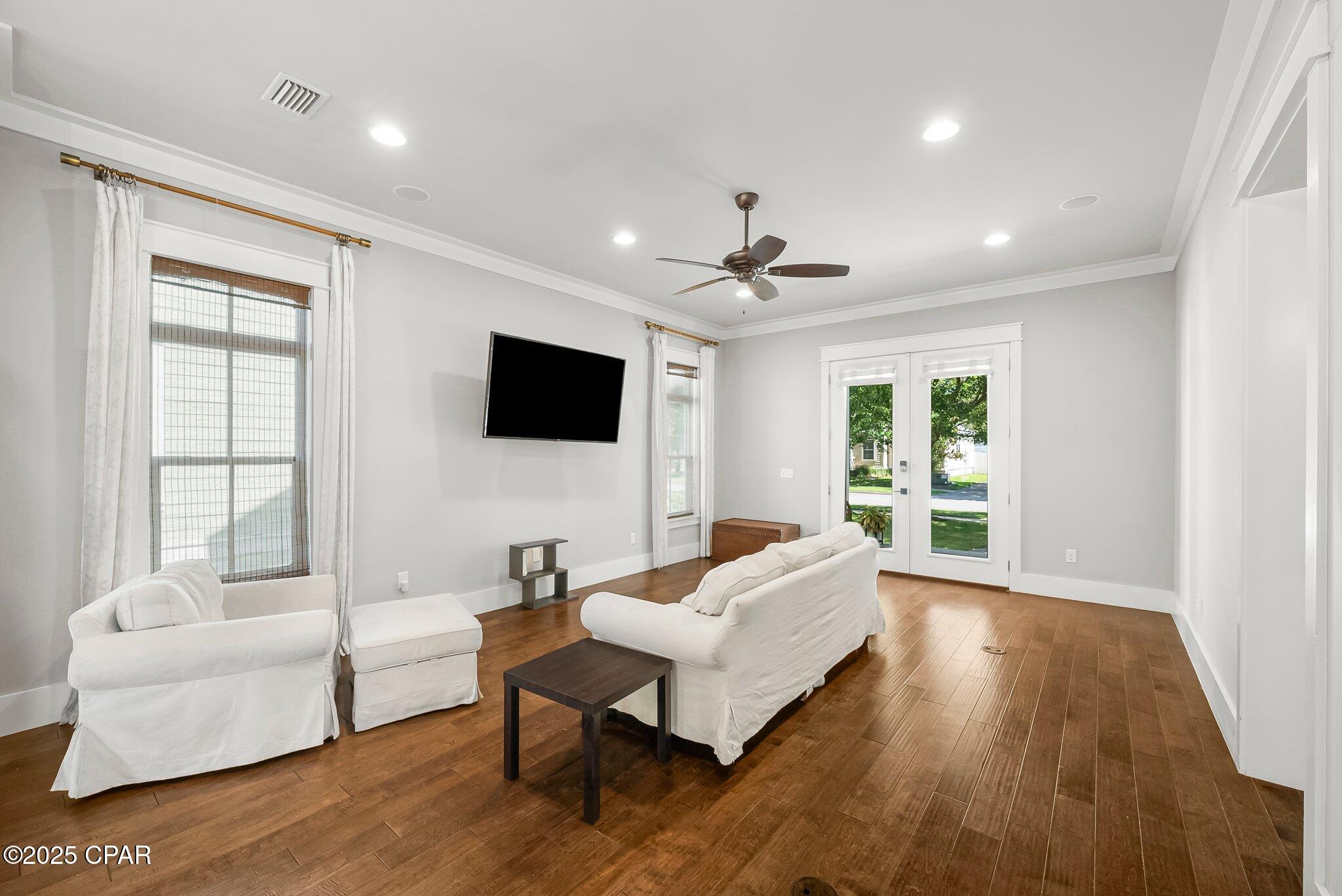 Image 6 For 403 Liverpool Avenue