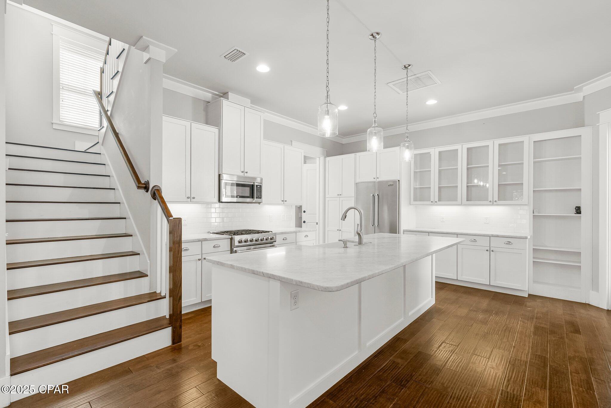 Image 9 For 403 Liverpool Avenue