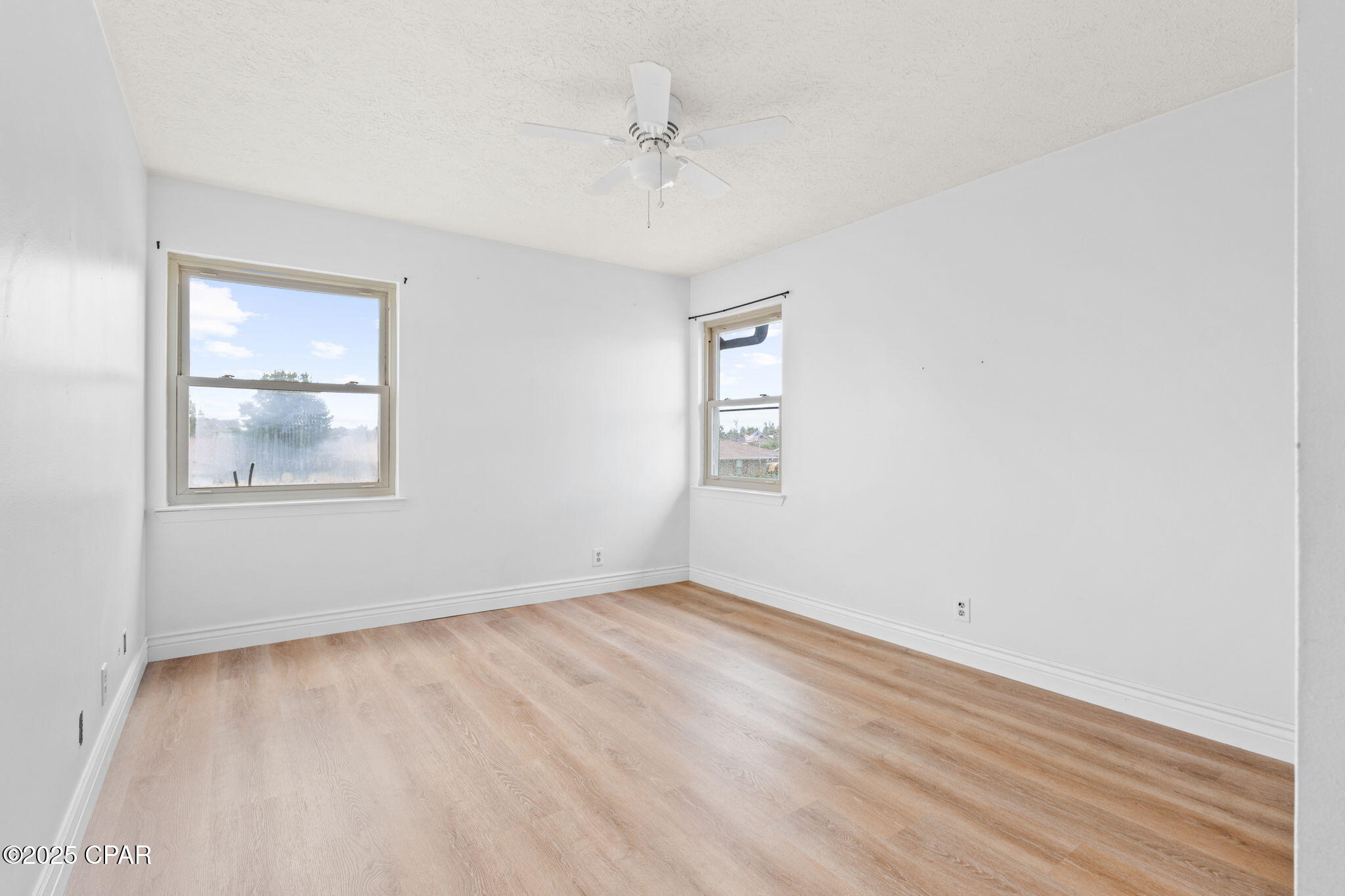 Image 28 For 1520 Belmont Boulevard