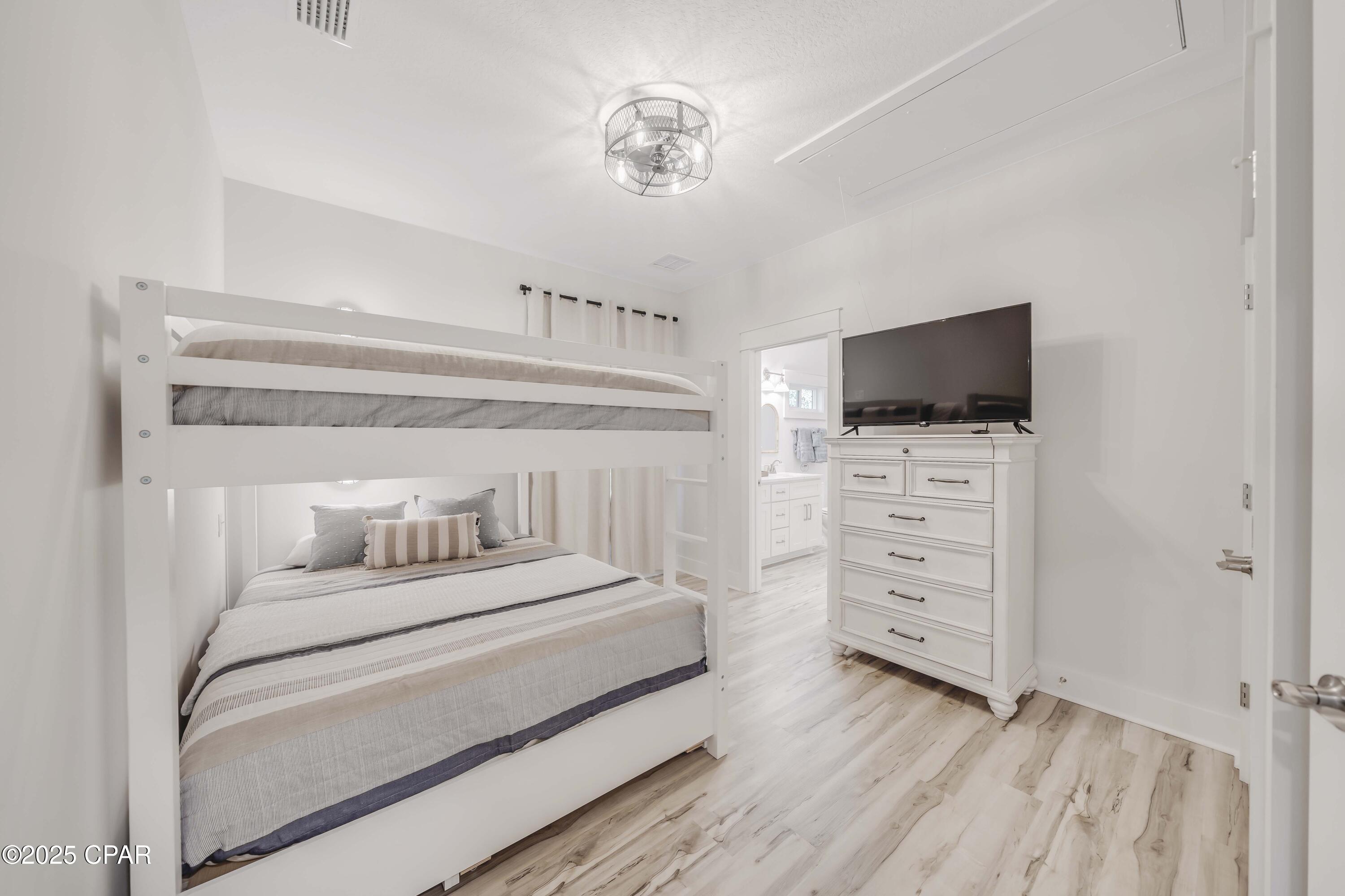 Image 19 For 309 Paridiso Place B