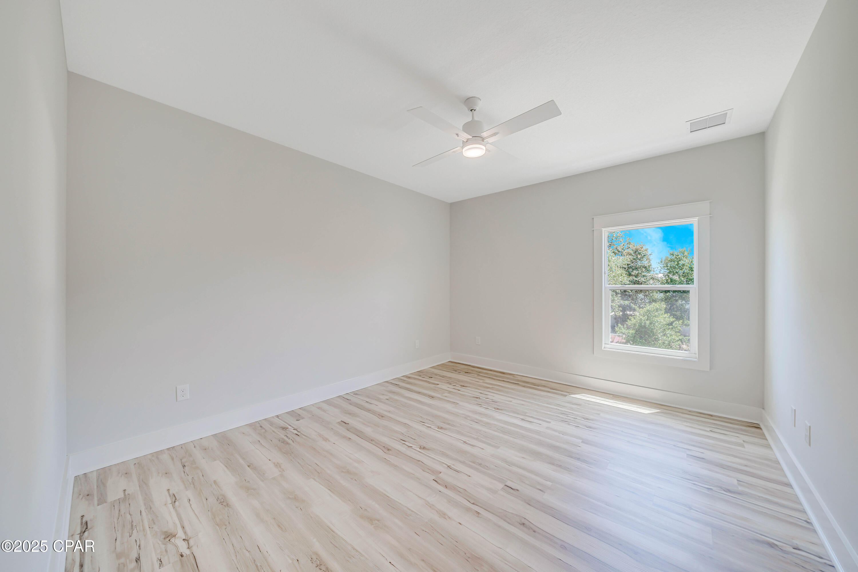 Image 21 For 309 Paridiso Place B