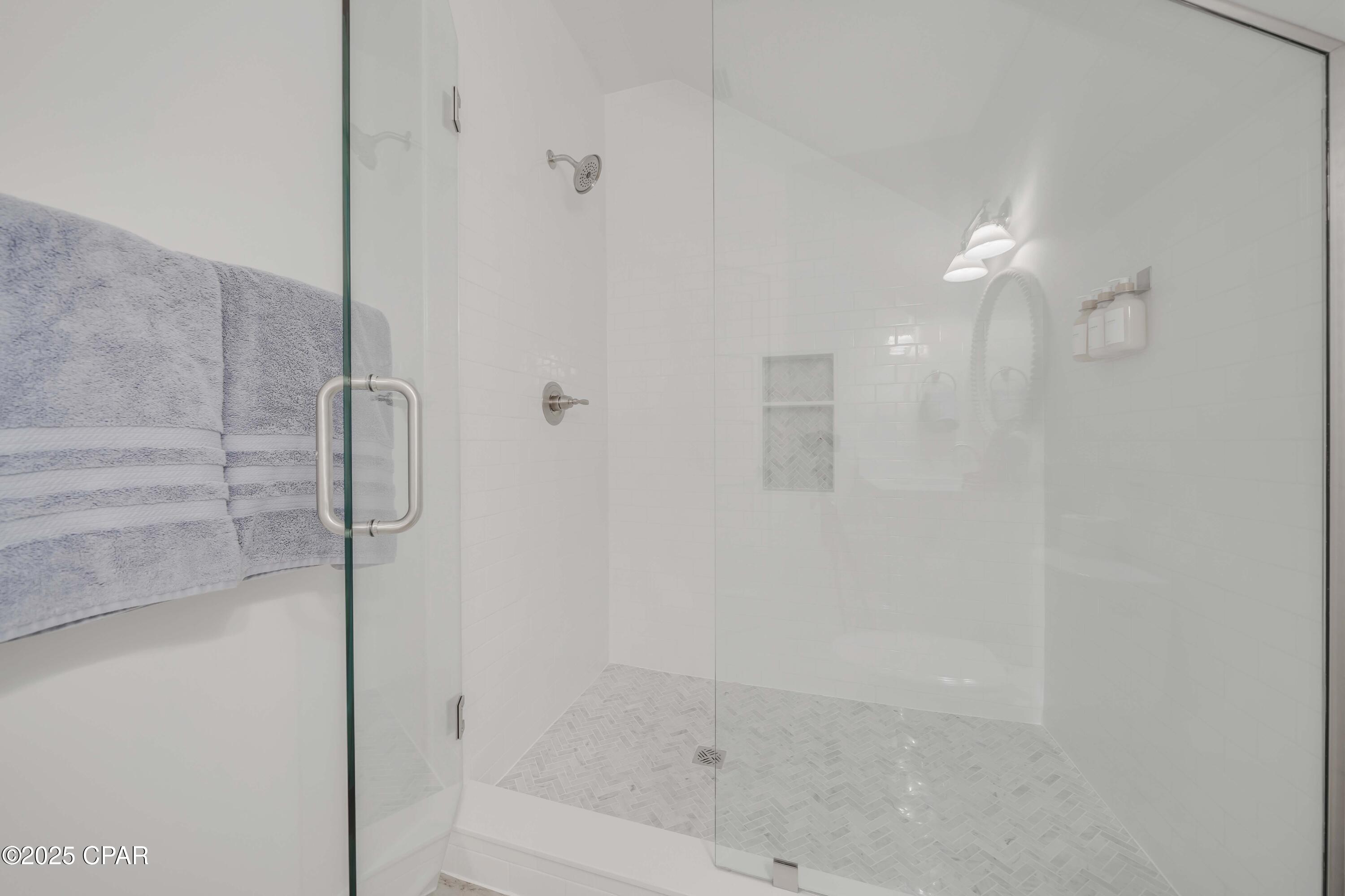 Image 29 For 309 Paridiso Place B