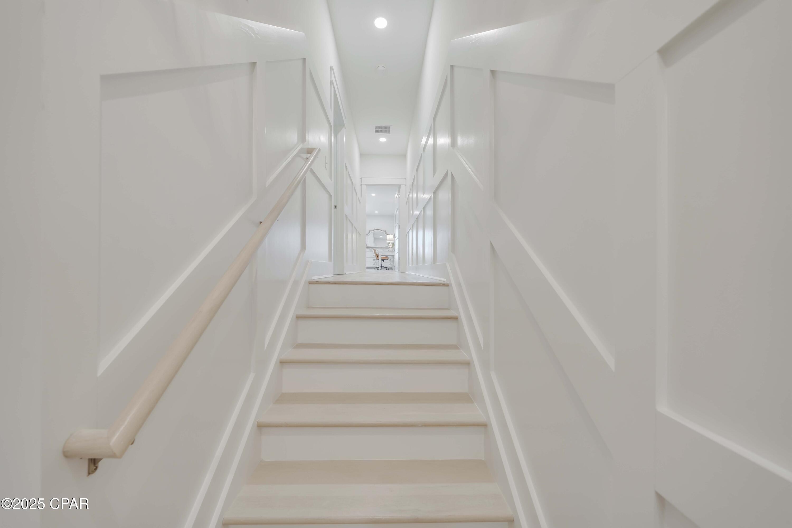 Image 30 For 309 Paridiso Place B