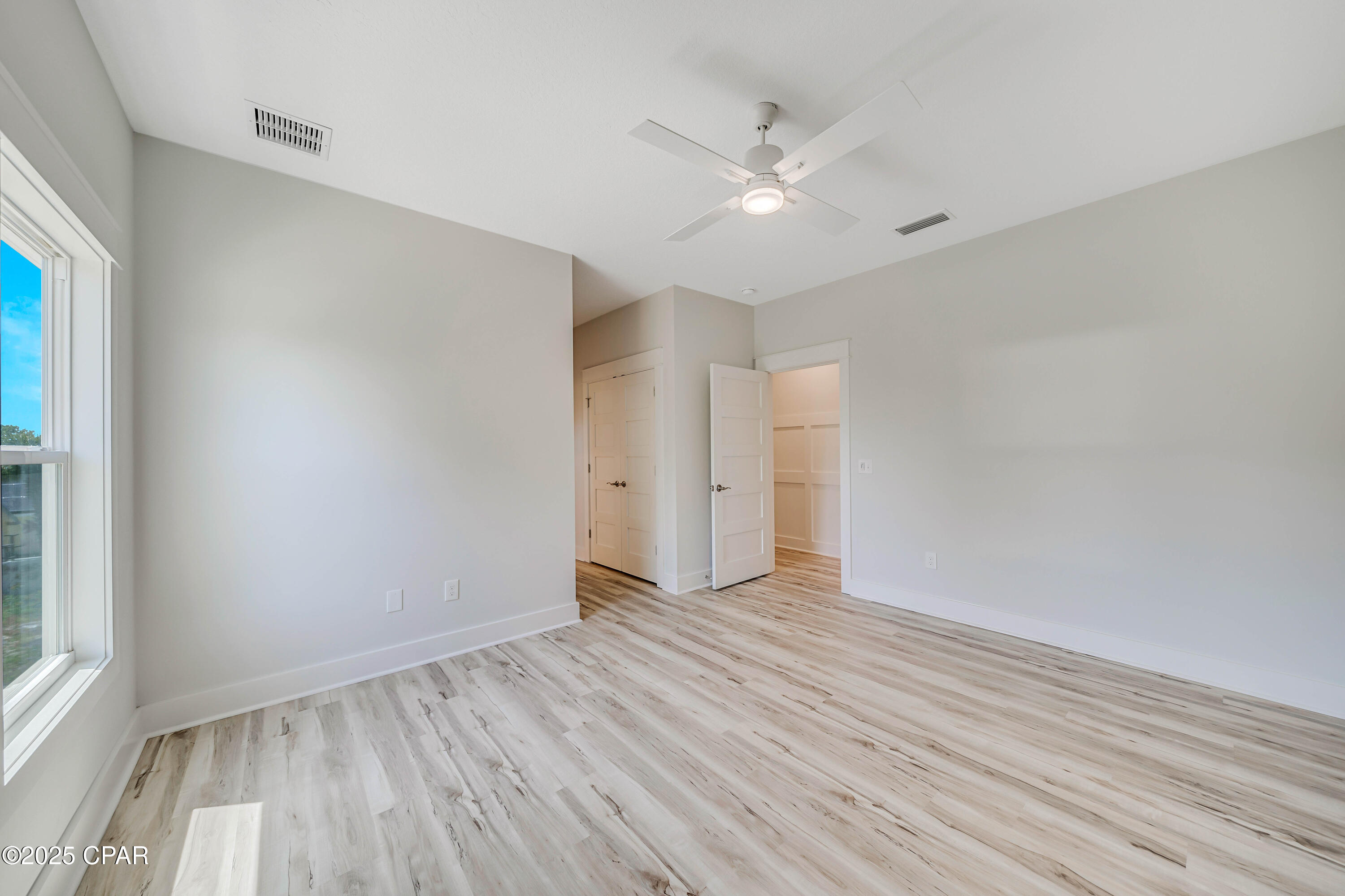 Image 33 For 309 Paridiso Place B