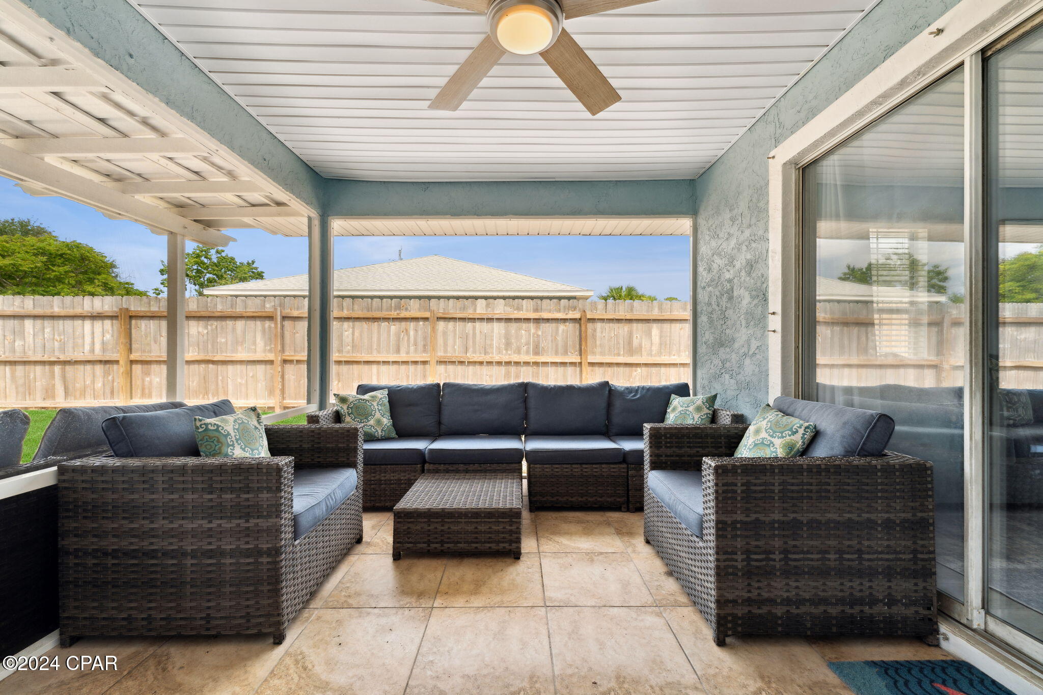 Image 23 For 5817 Pinetree Avenue