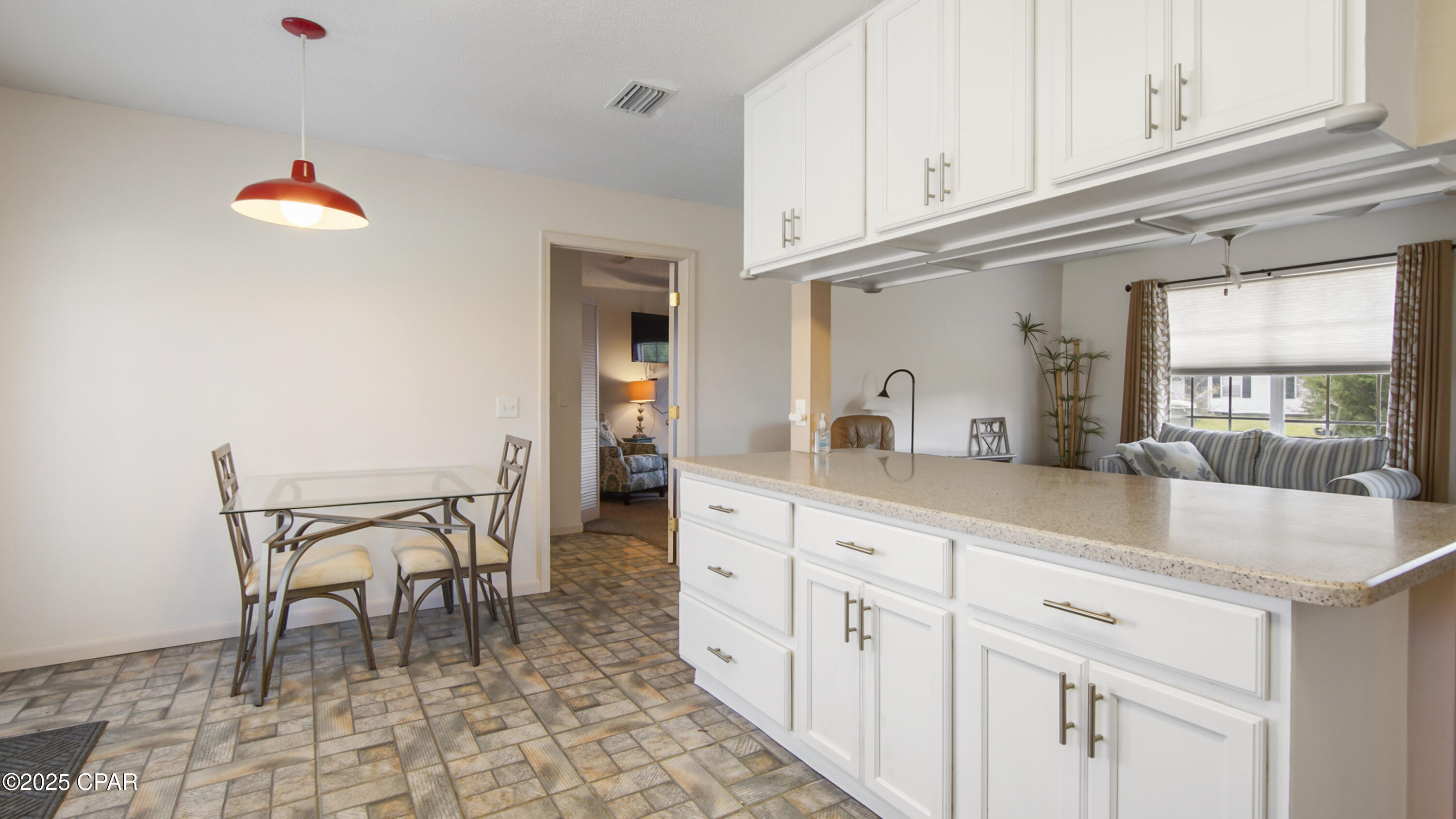 Image 10 For 810 Virginia Avenue