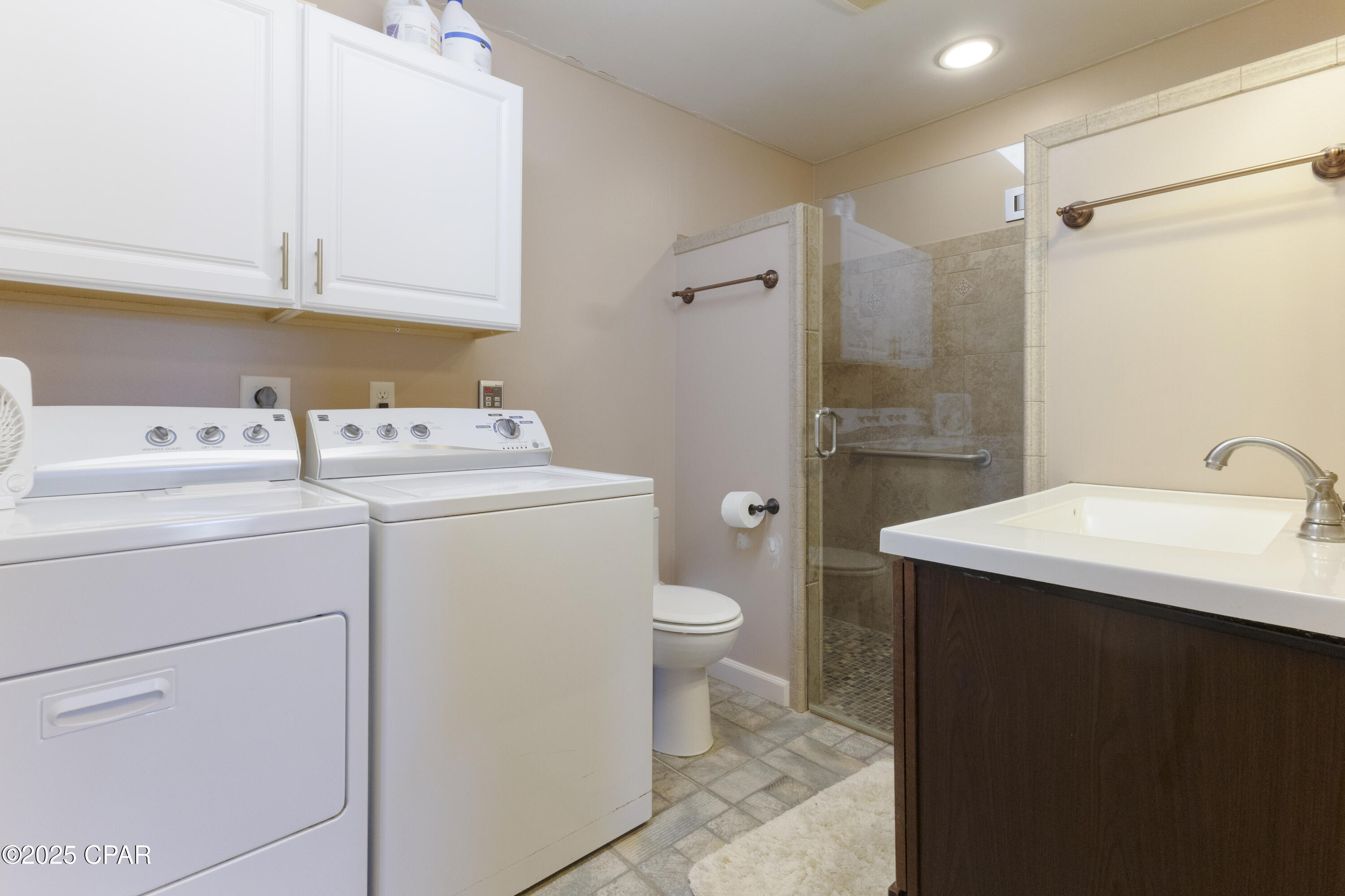 Image 13 For 810 Virginia Avenue