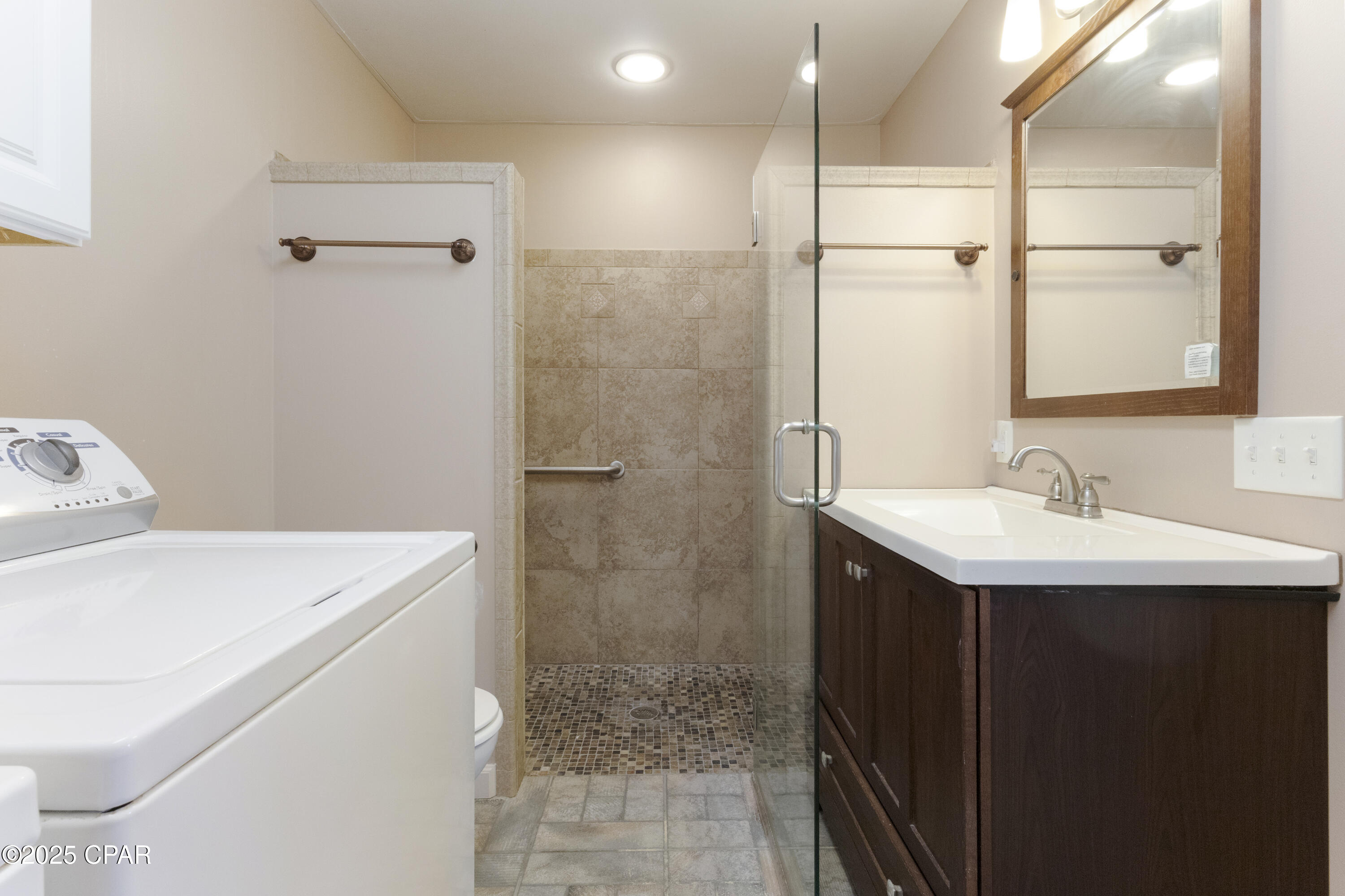 Image 14 For 810 Virginia Avenue