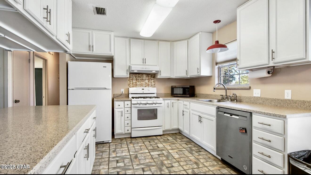 Image 8 For 810 Virginia Avenue