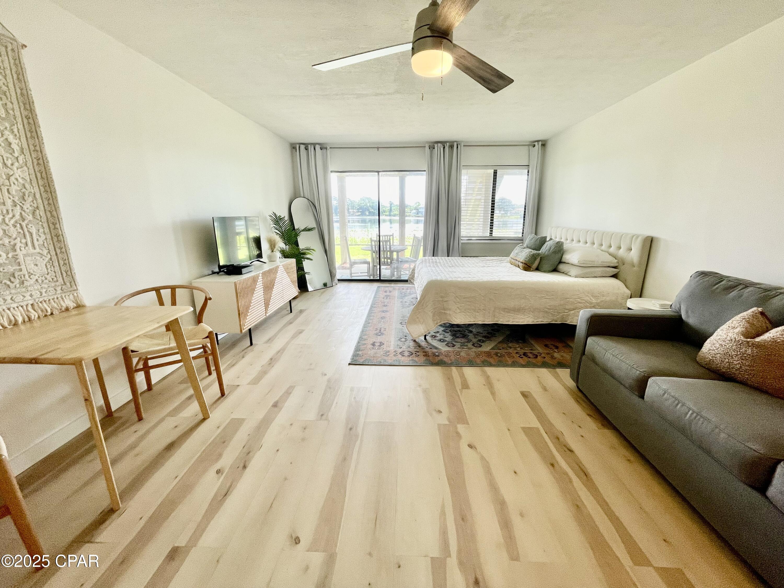 Image 10 For 301 Lullwater Drive 285