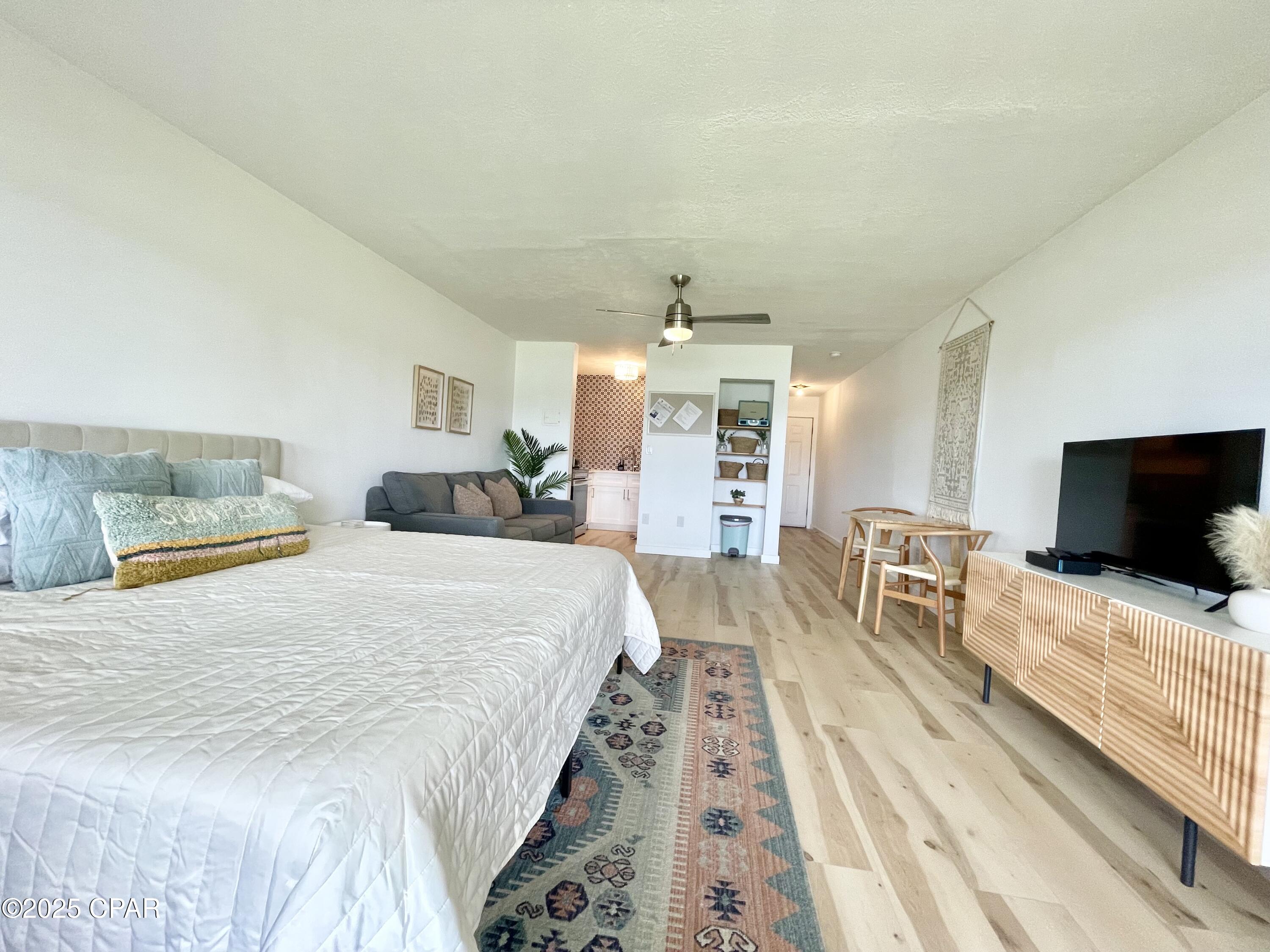 Image 11 For 301 Lullwater Drive 285