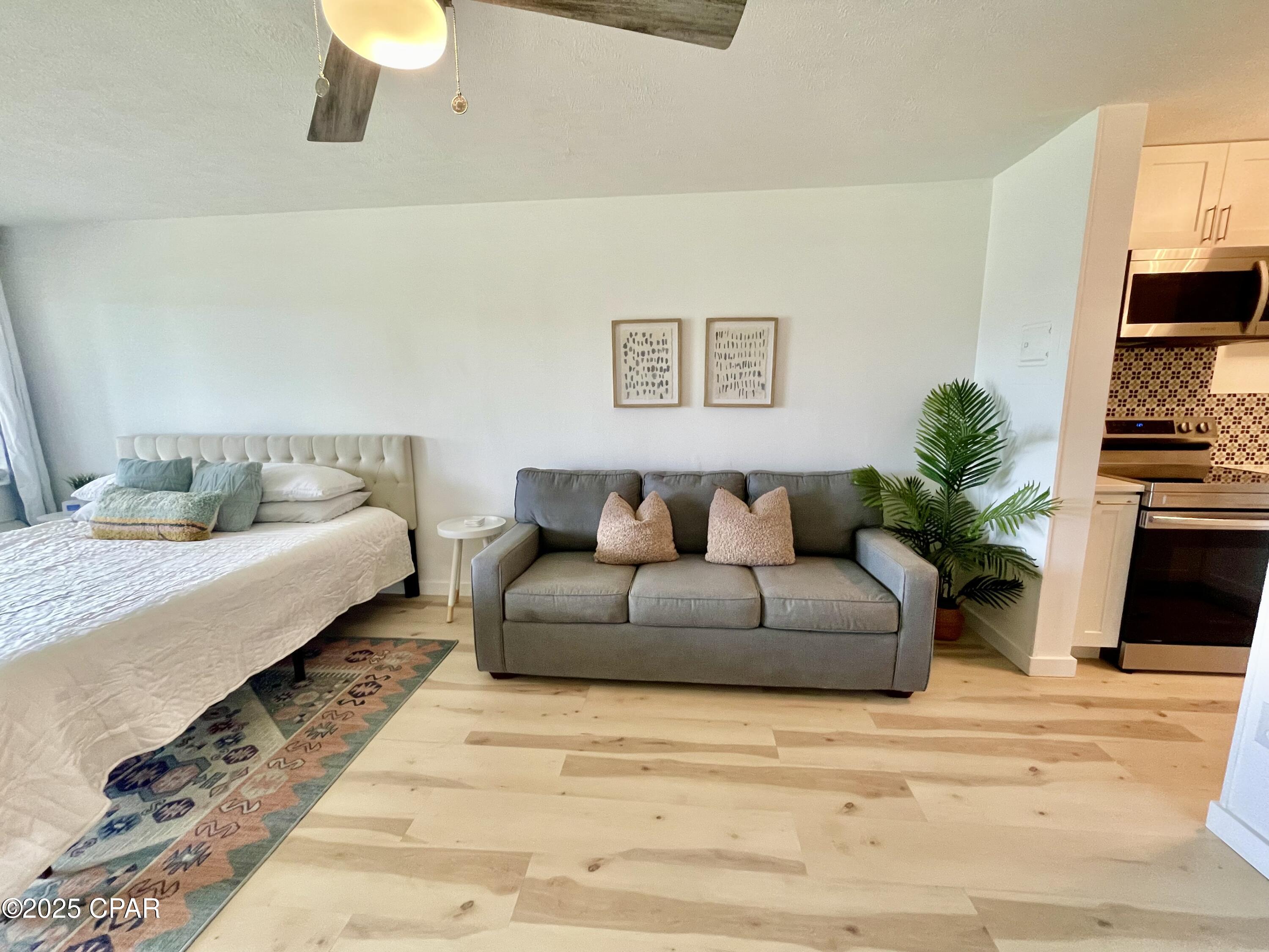 Image 15 For 301 Lullwater Drive 285