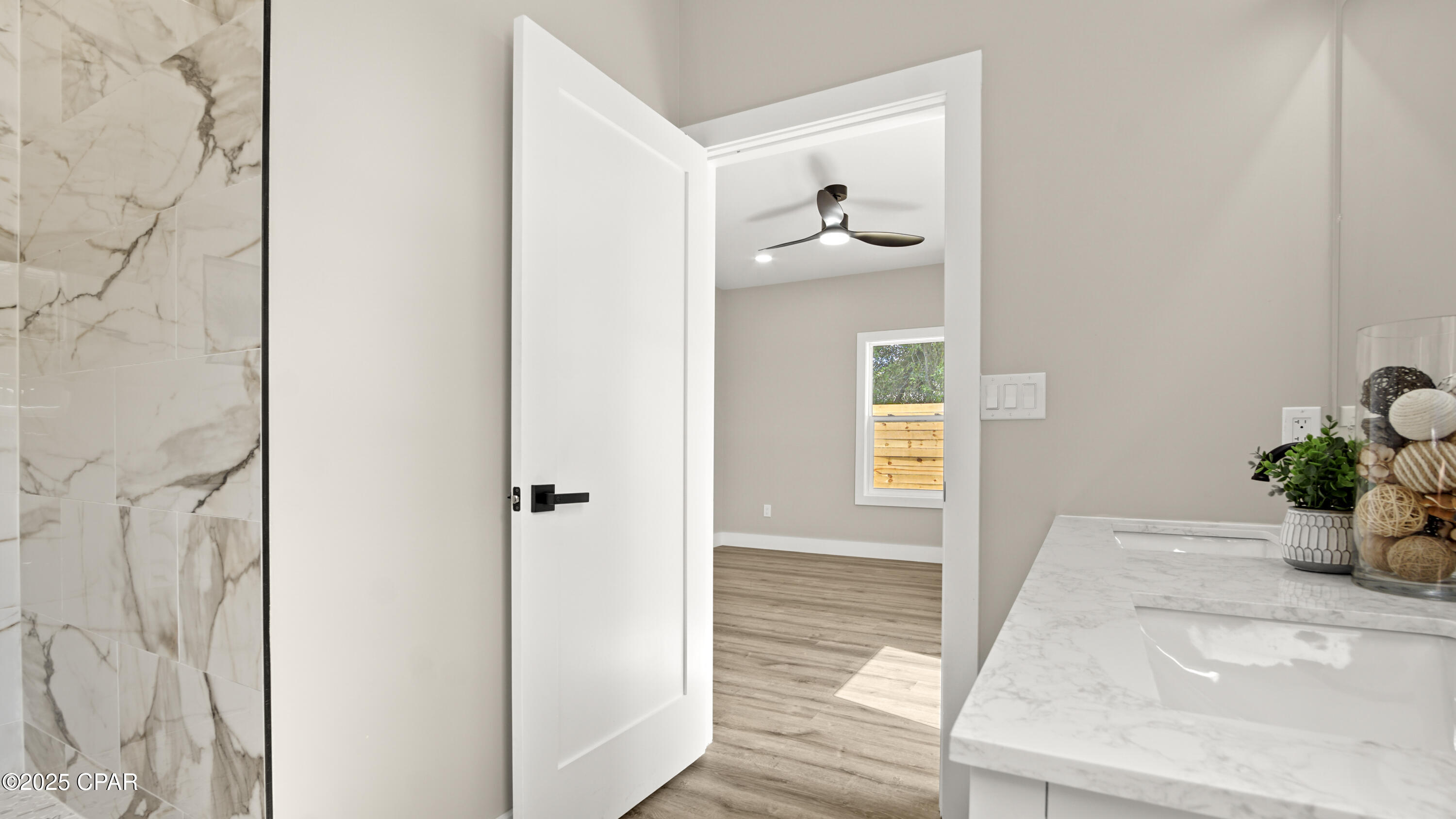 Image 40 For 3721 3rd Street