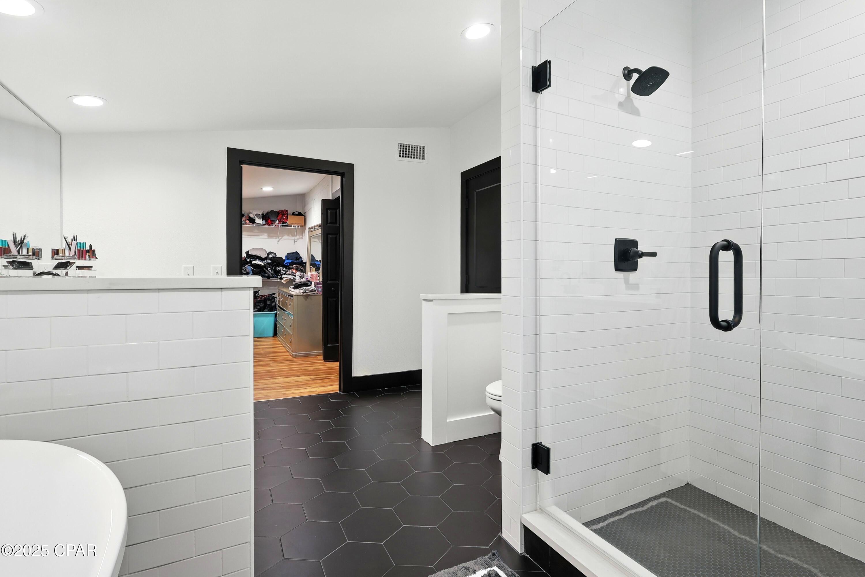 Image 19 For 328 Palo Alto Avenue