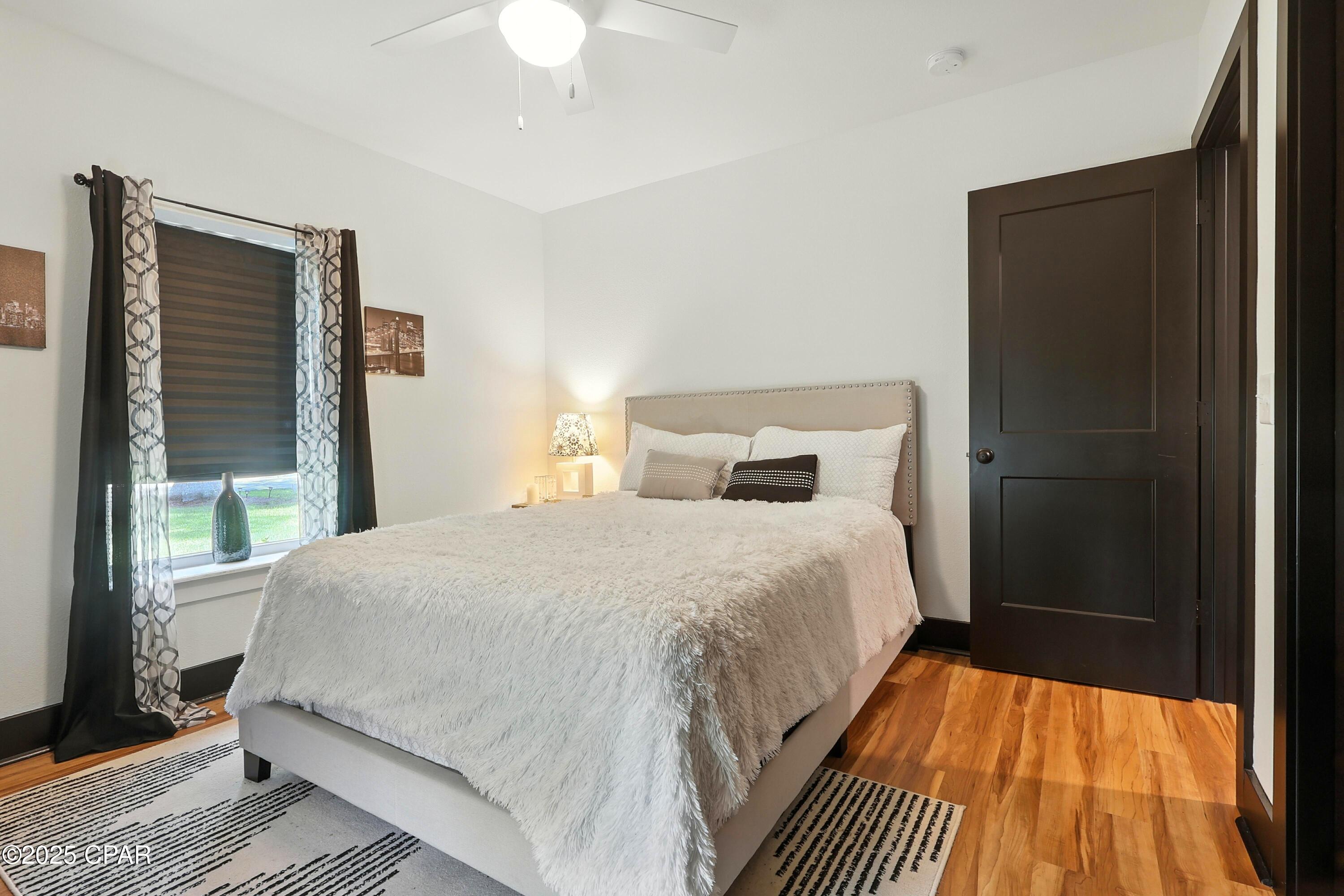 Image 27 For 328 Palo Alto Avenue