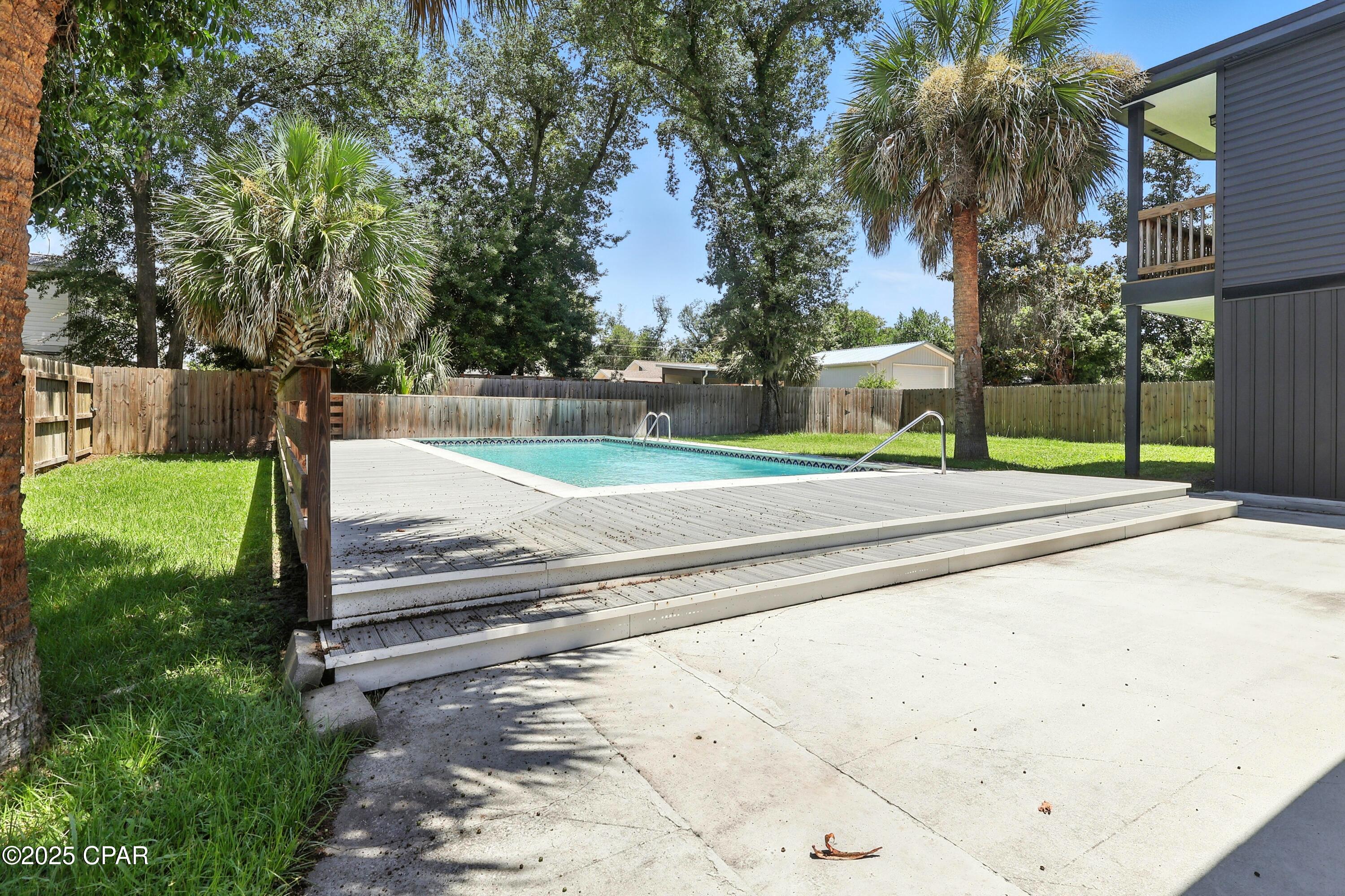 Image 37 For 328 Palo Alto Avenue