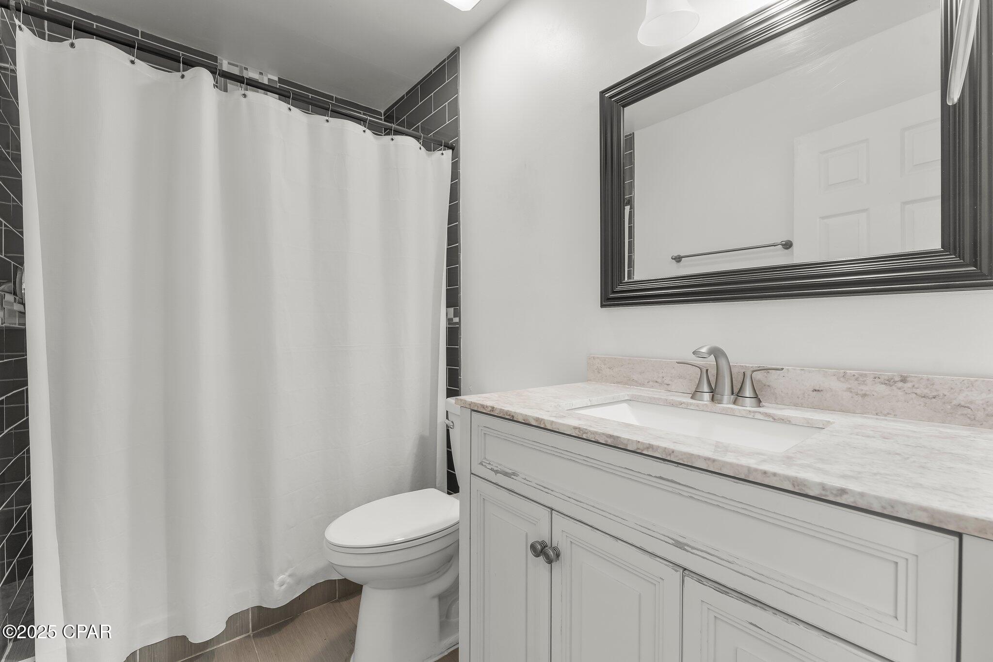 Image 20 For 3167 Wood Valley Road