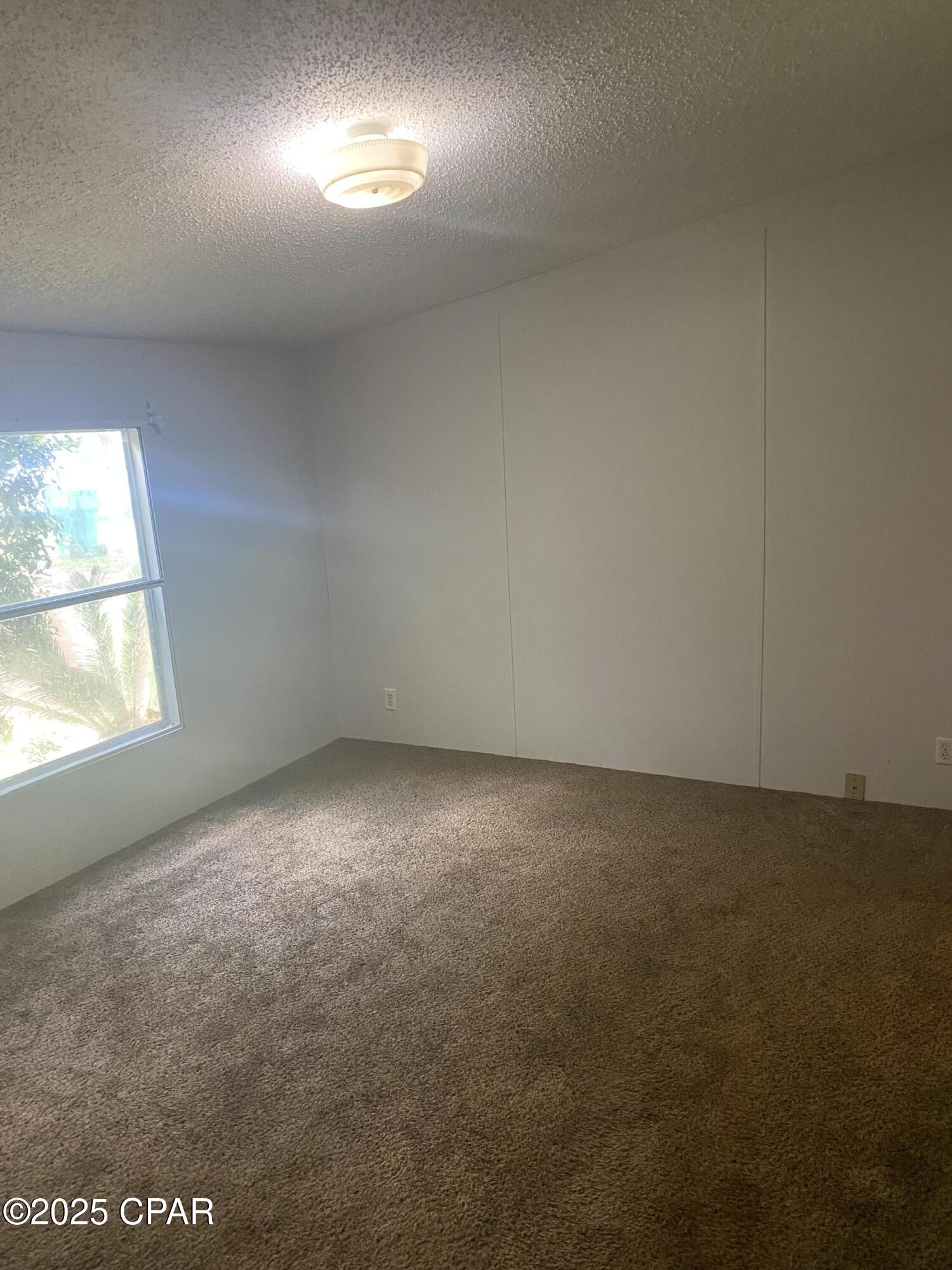 Image 16 For 1386 Parker Road