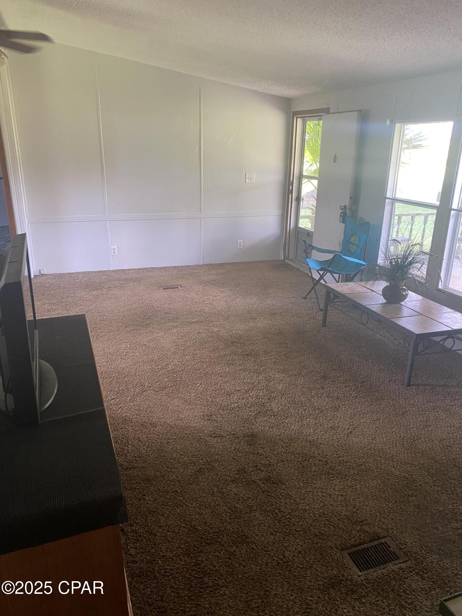 Image 17 For 1386 Parker Road