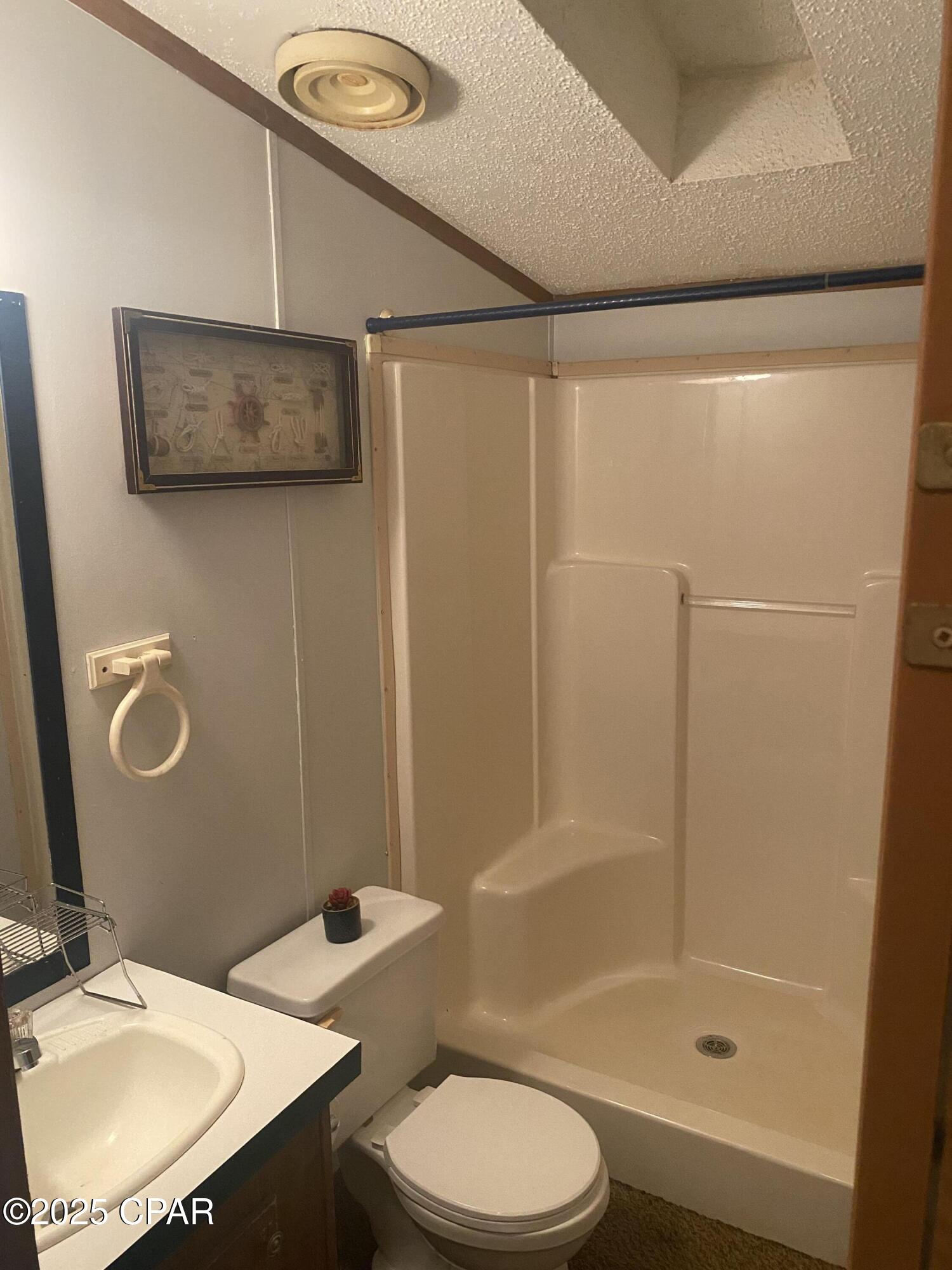 Image 18 For 1386 Parker Road