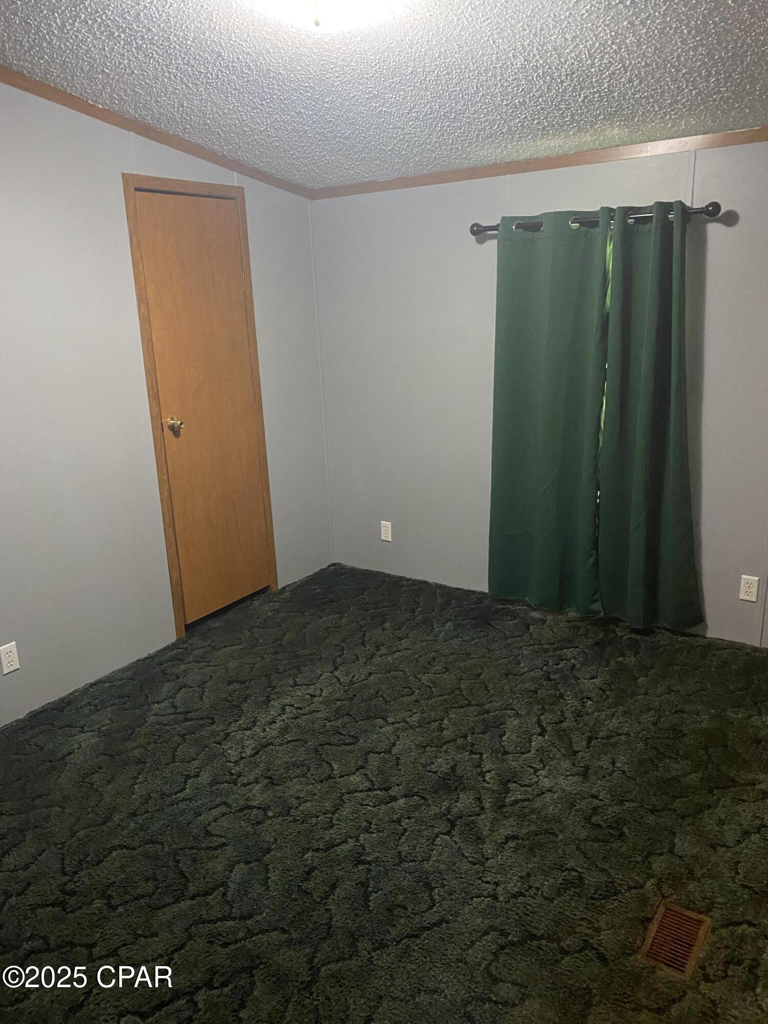 Image 20 For 1386 Parker Road