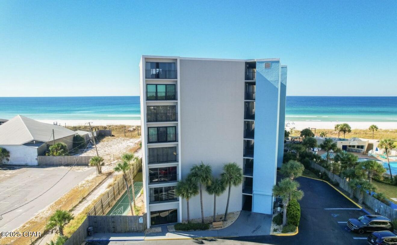 Image 18 For 8815 Thomas Drive 105