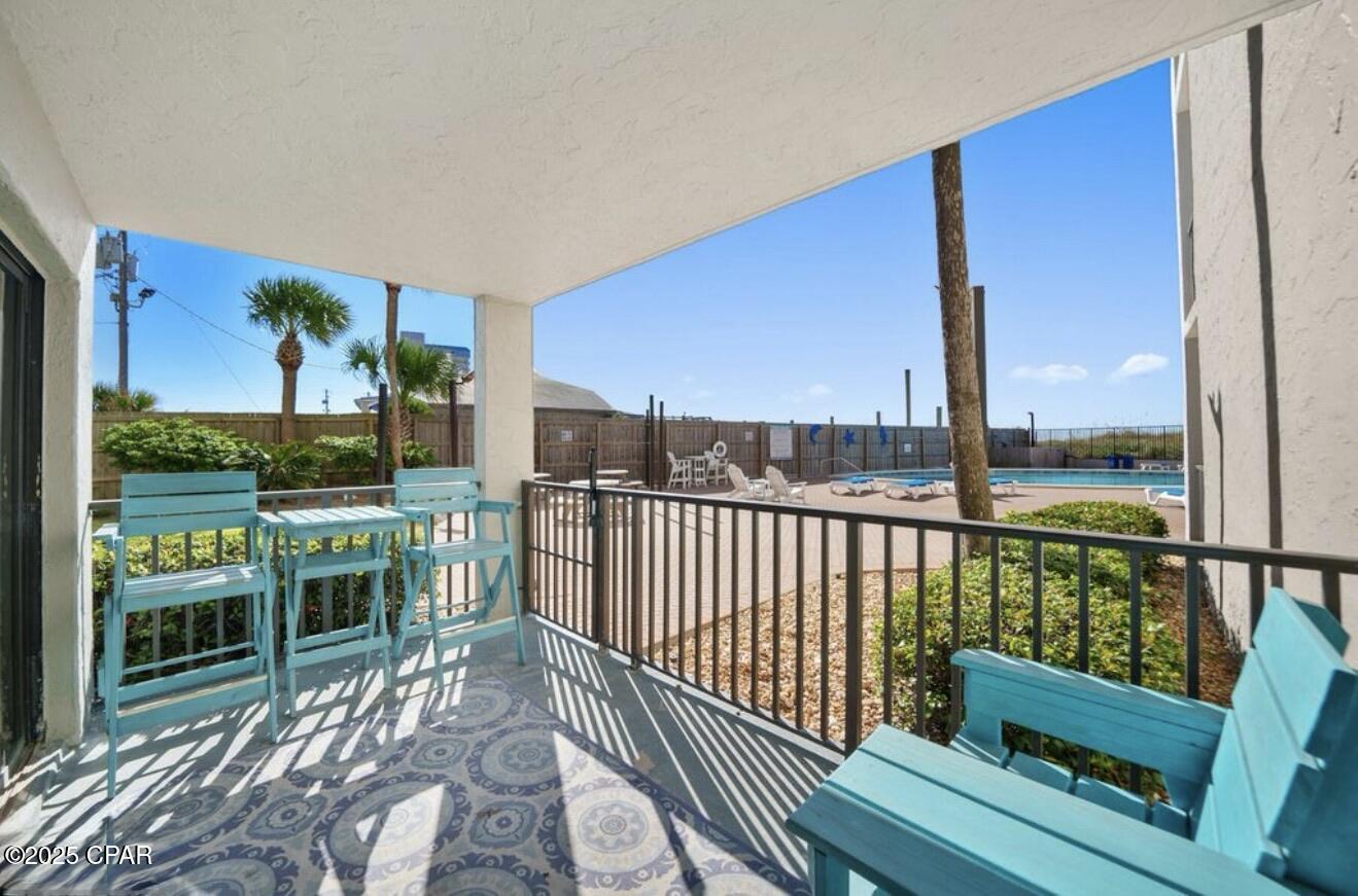 Image 4 For 8815 Thomas Drive 105