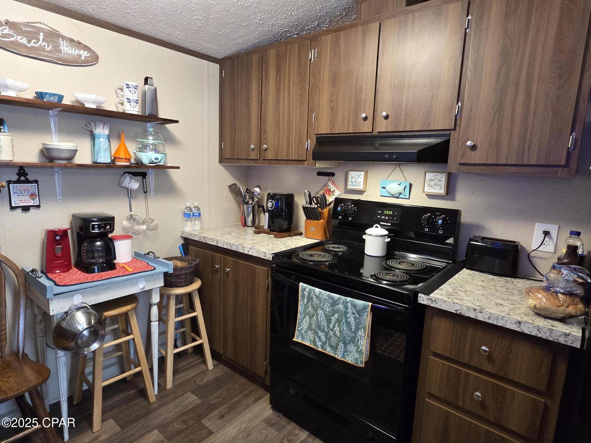 Image 8 For 9206 Widener