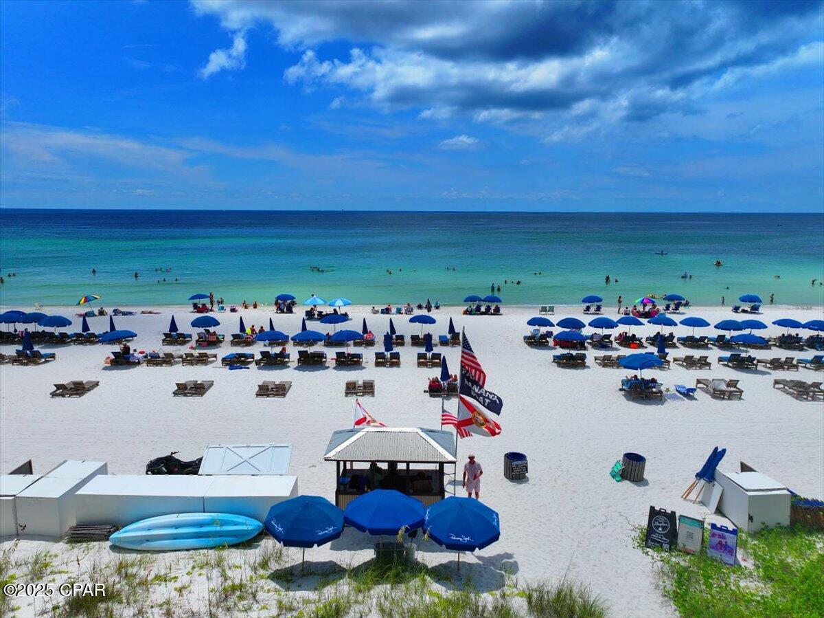 Image 22 For 5801 Thomas Drive 1003