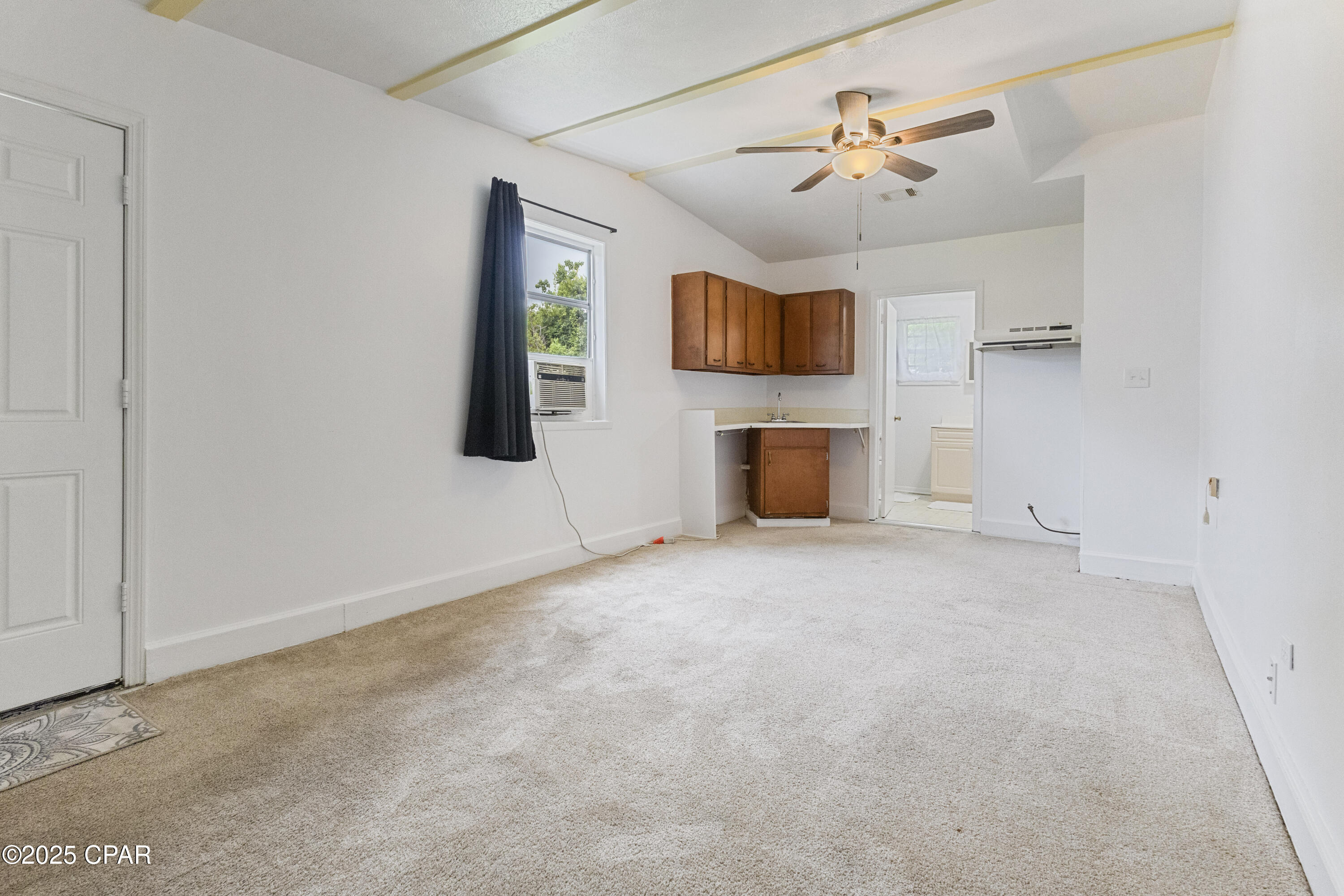 Image 20 For 210 Cove Boulevard