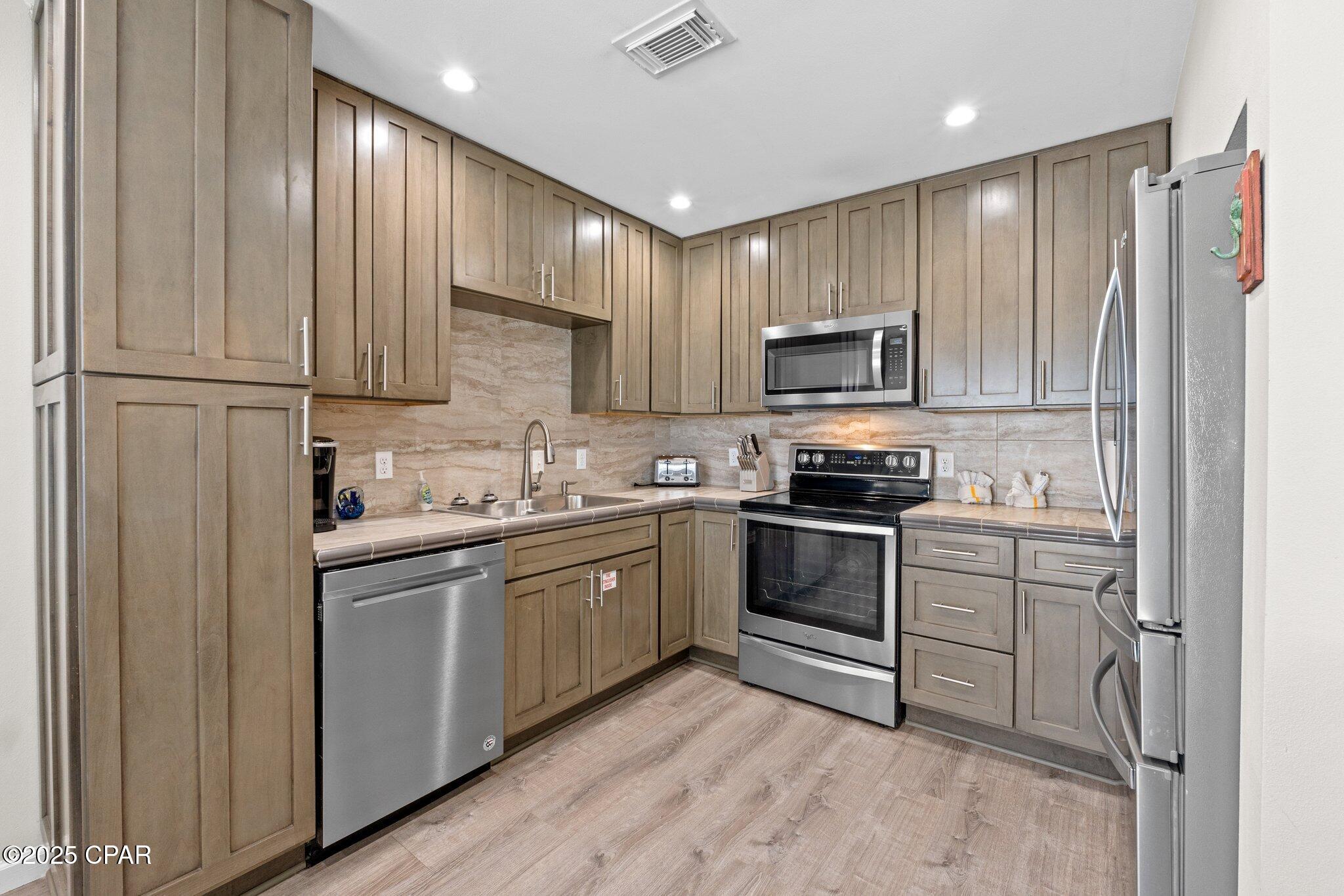 Image 15 For 8041 Hwy 98 W