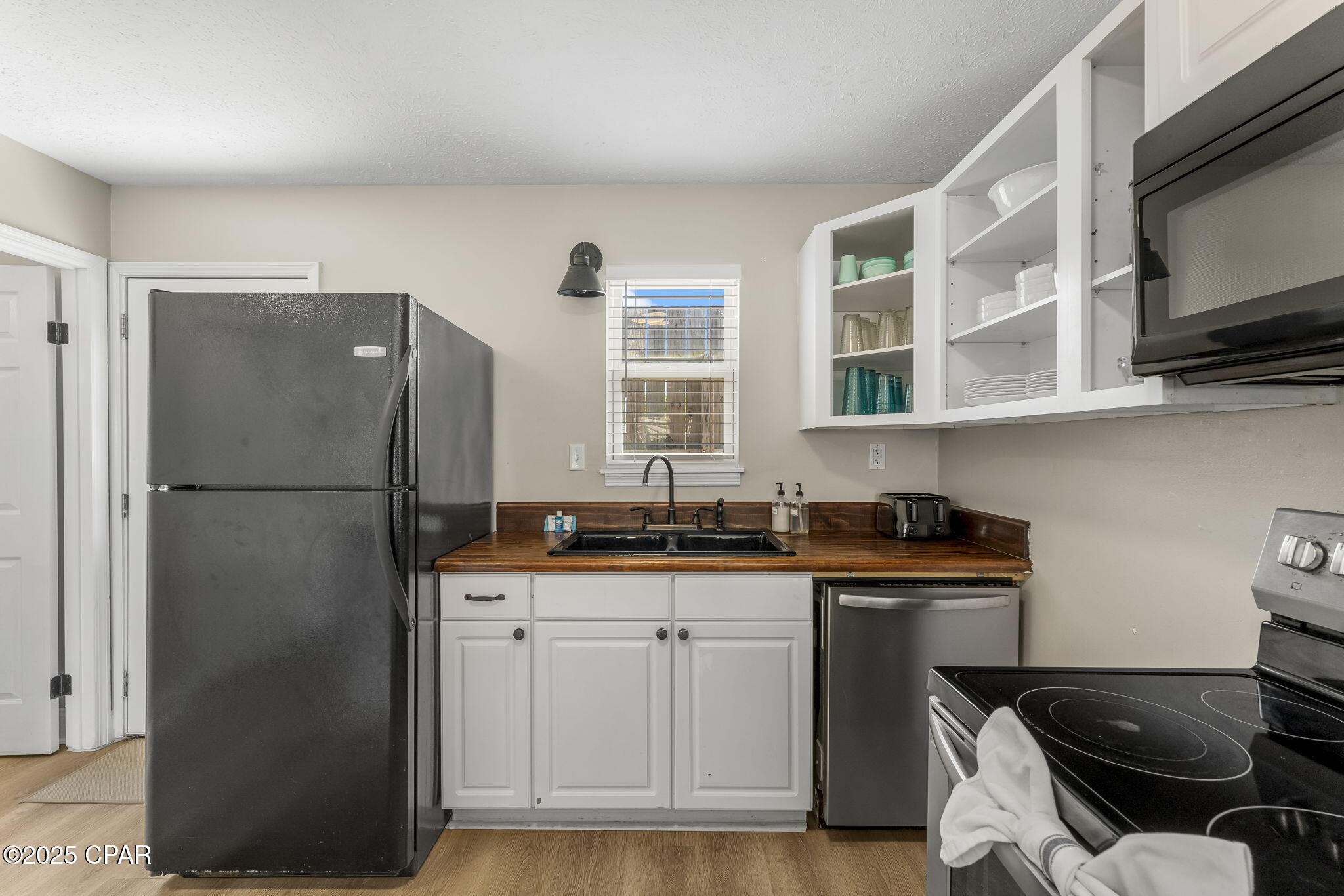 Image 24 For 3707 Mystic Street A & B