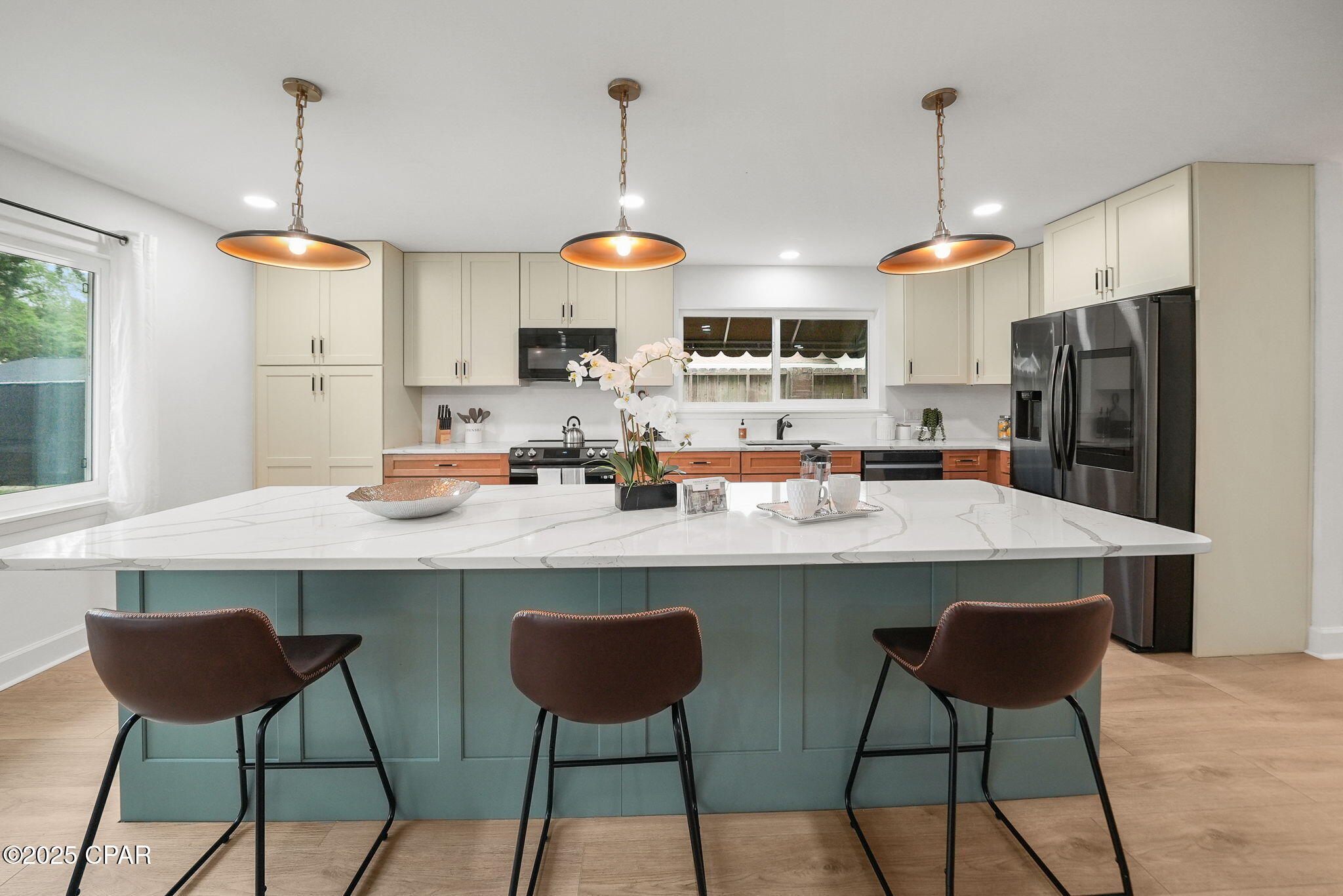 Image 12 For 920 Beach Drive