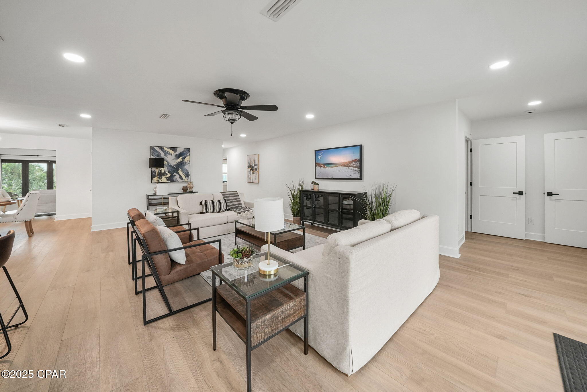 Image 16 For 920 Beach Drive