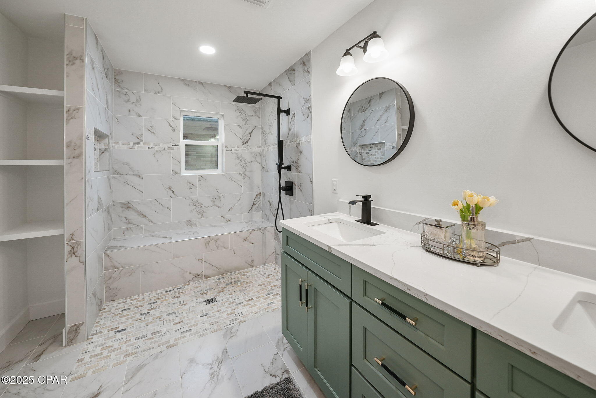 Image 24 For 920 Beach Drive