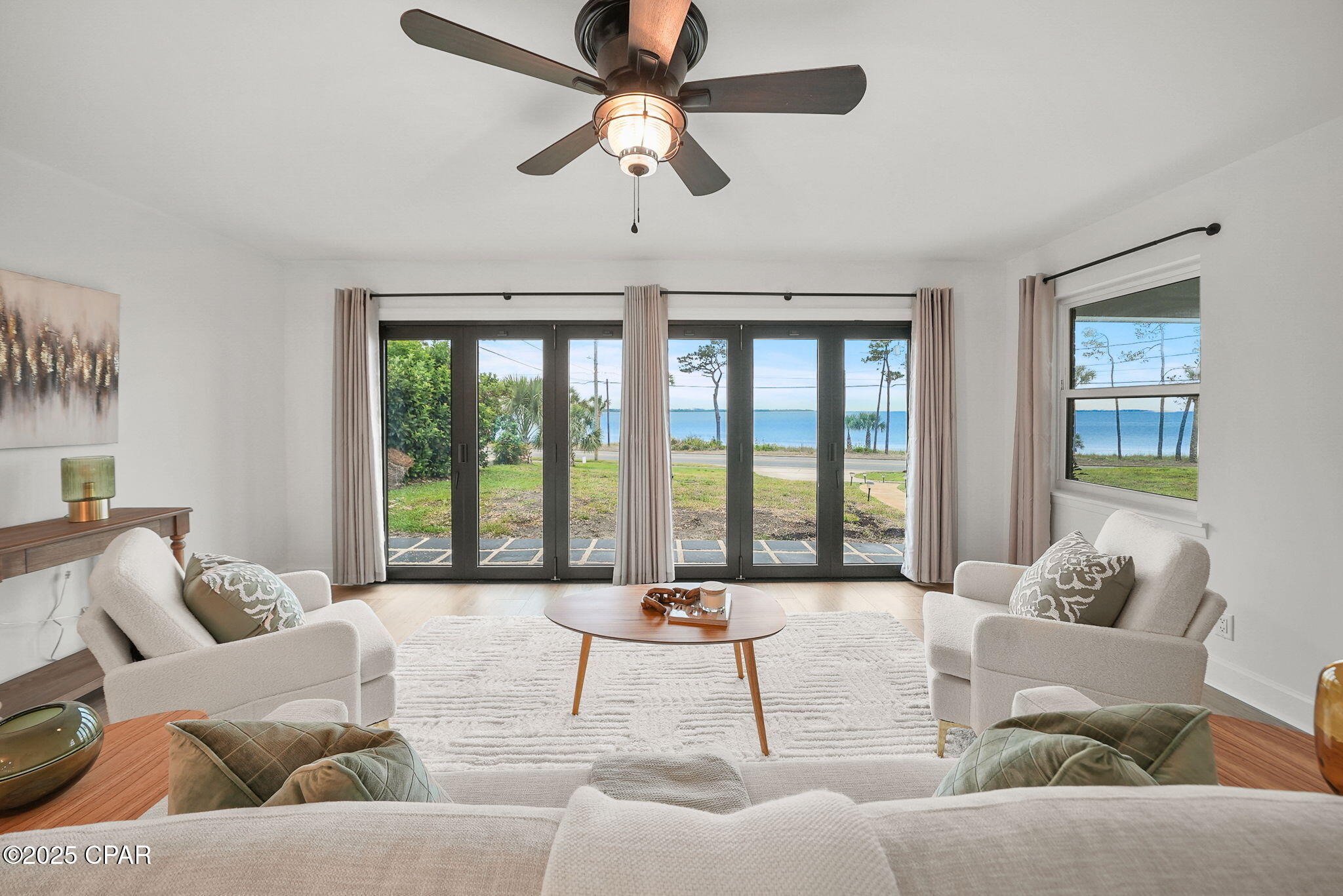 Image 5 For 920 Beach Drive