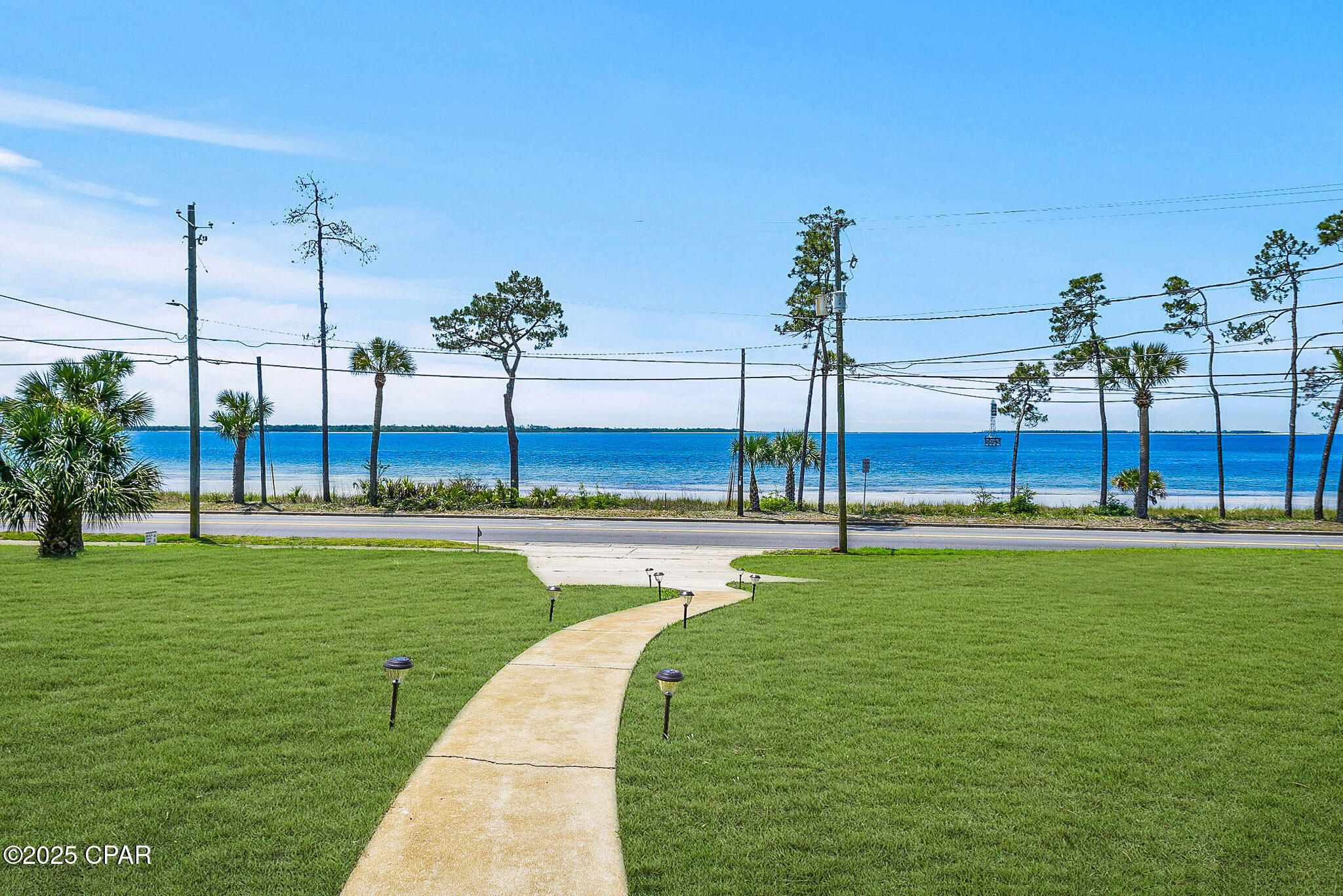 Image 7 For 920 Beach Drive