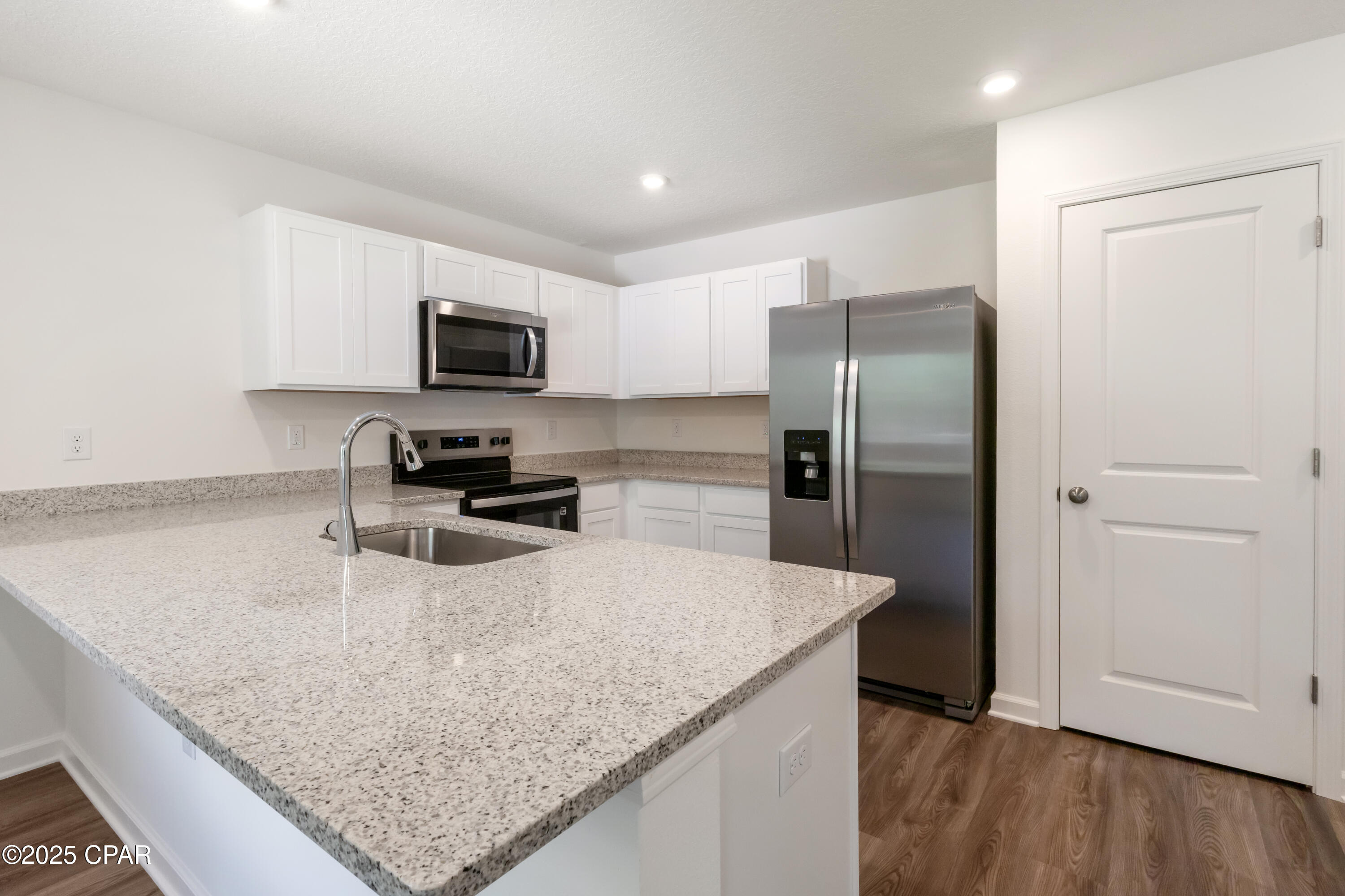 Image 5 For 3839 Airmont Drive