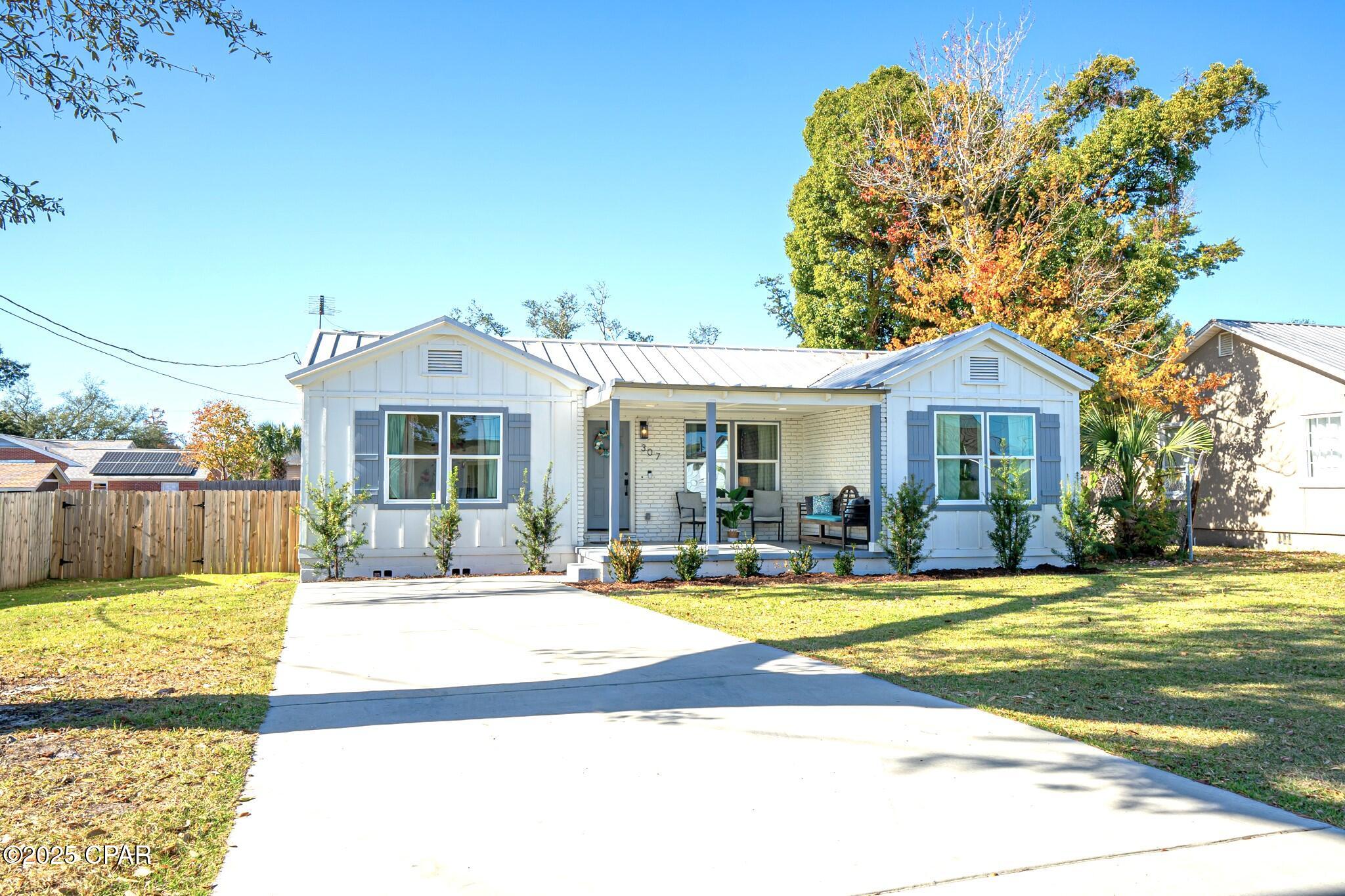 307 Palo Alto Avenue